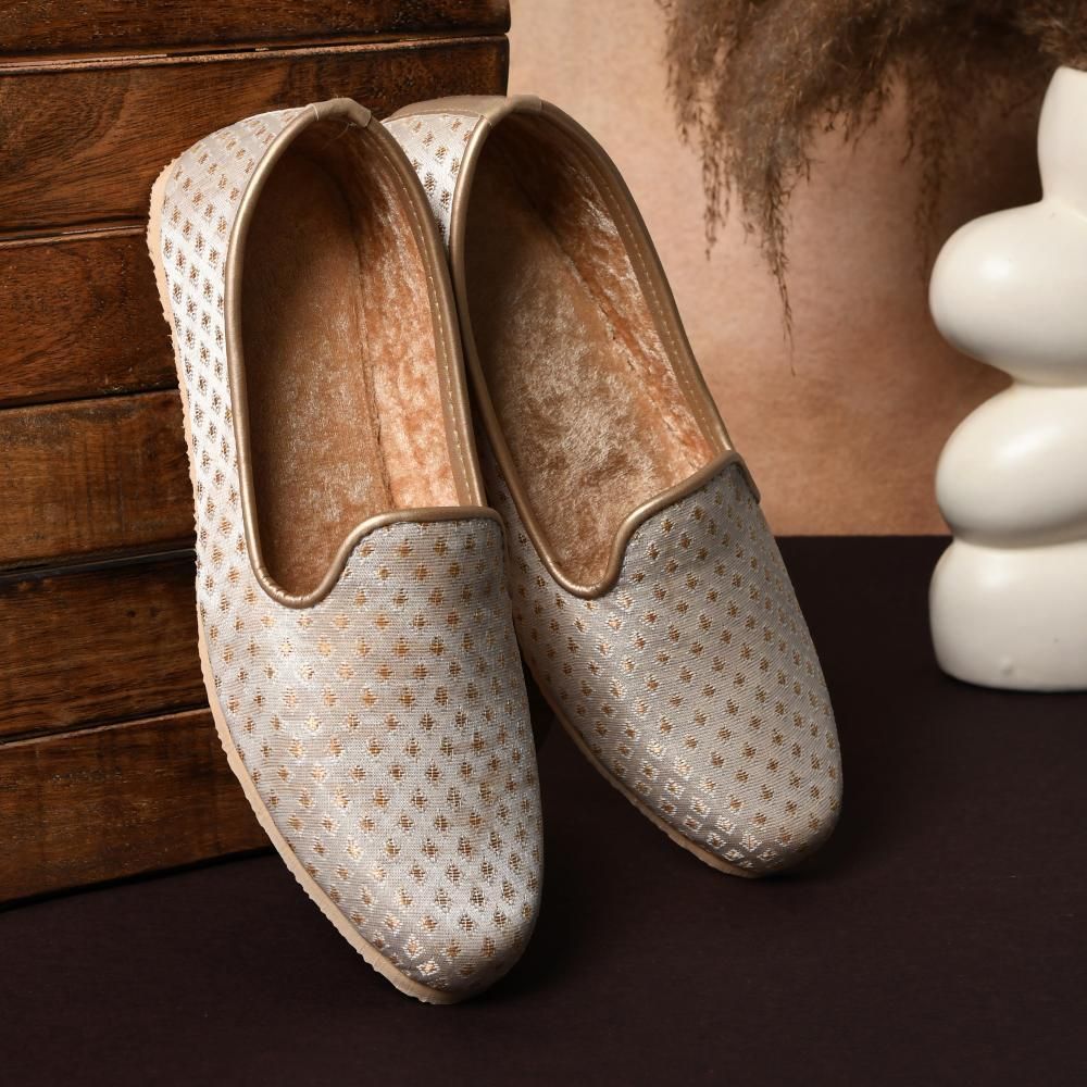 stepsoft Men’s Handcrafted Ethnic Mojri for Weddings & Occasions Mojaris For Men-picture-17