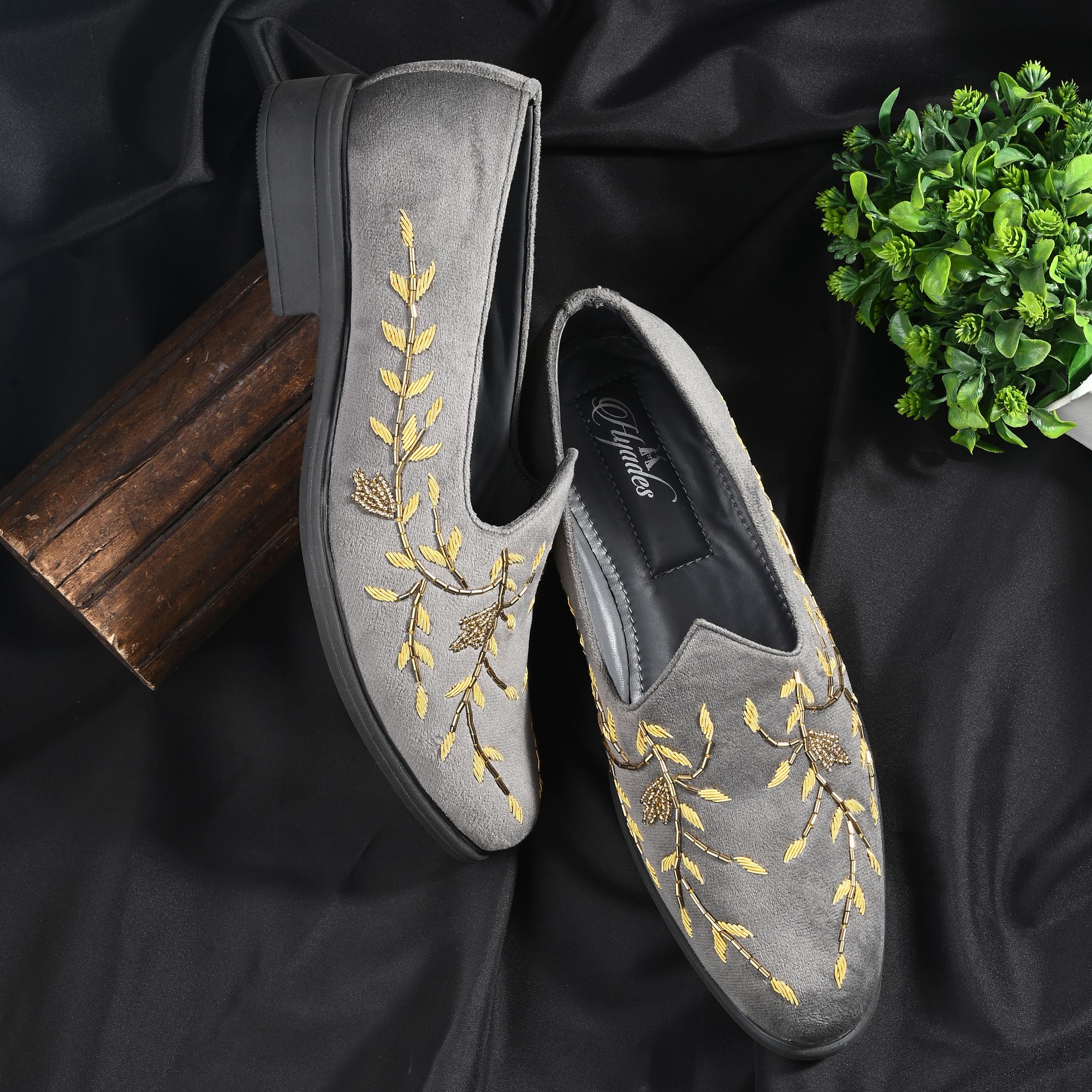 loocate Men's Velvet Ethnic Loafers|Wedding & Party Wear Slip-On Shoes Loafers For Men-picture-45