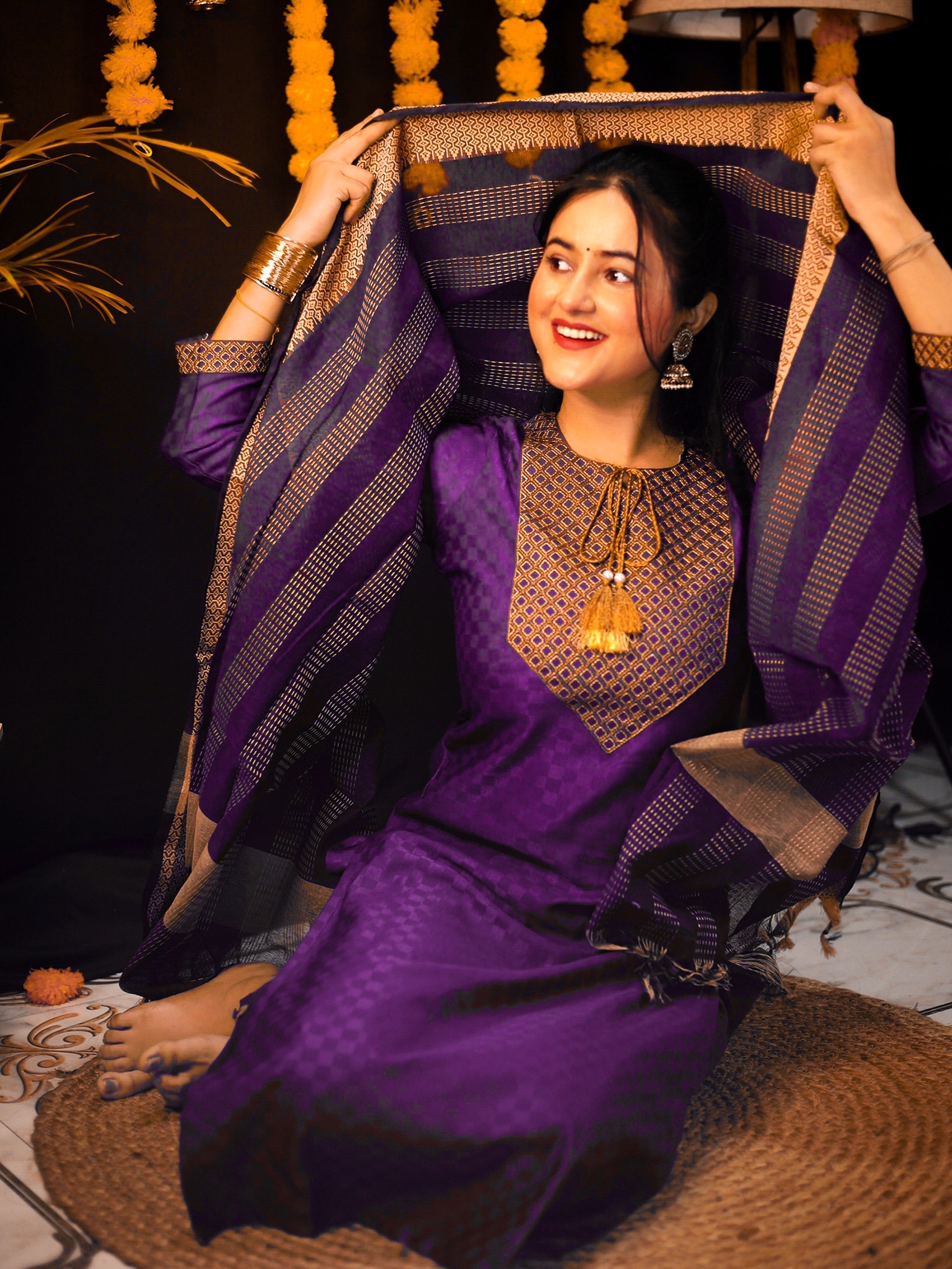 Women Cotton Blend Kurta Pant Dupatta Set-image-18