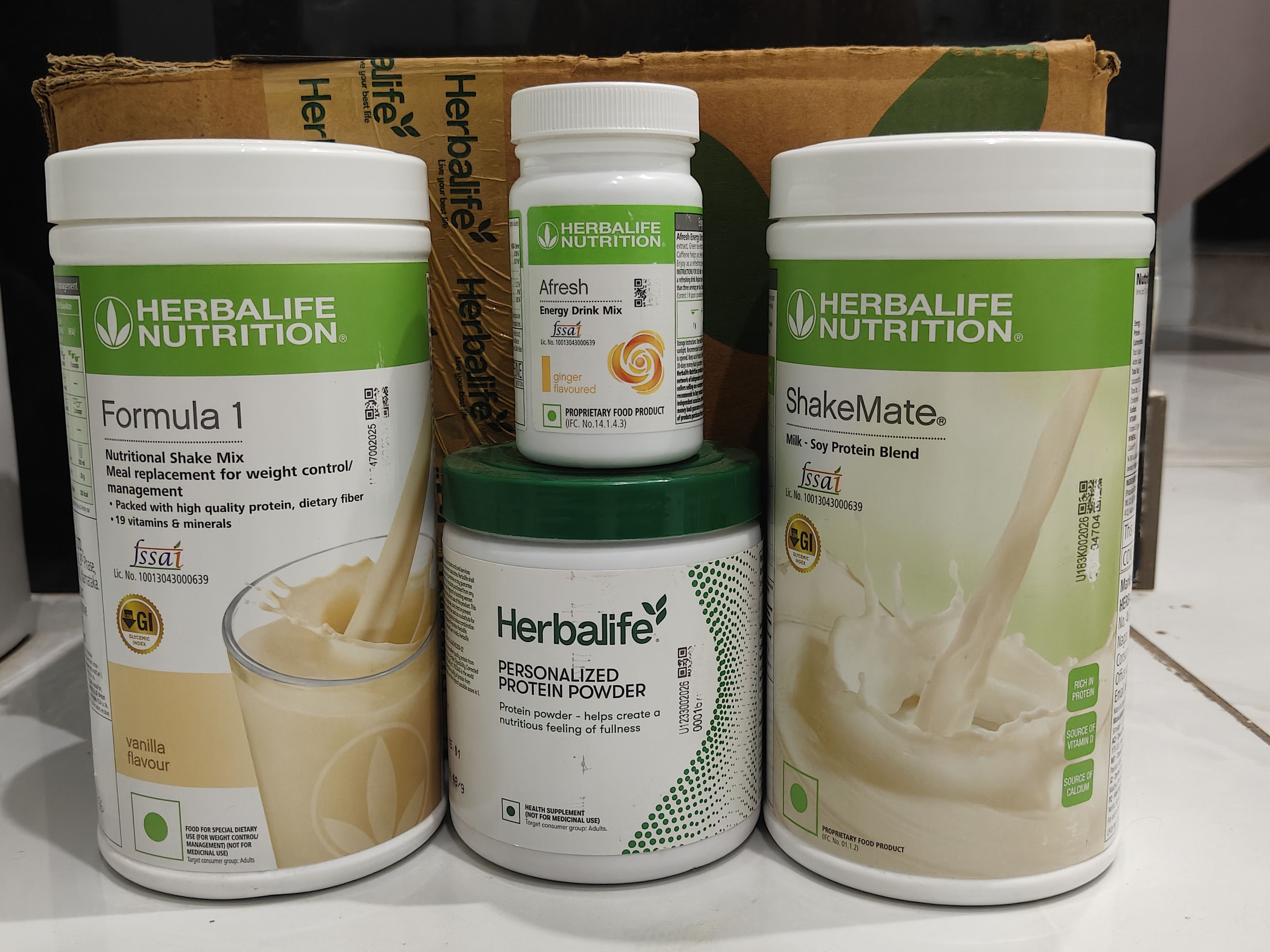 herbalife nutrition NUTRITION VANILLA SHAKE PROTEIN POWDER200GM SHAKEMATE AFRESH GINGER protein200gm, shakemate500g, vanilla500gm, ginger Powder-picture-19
