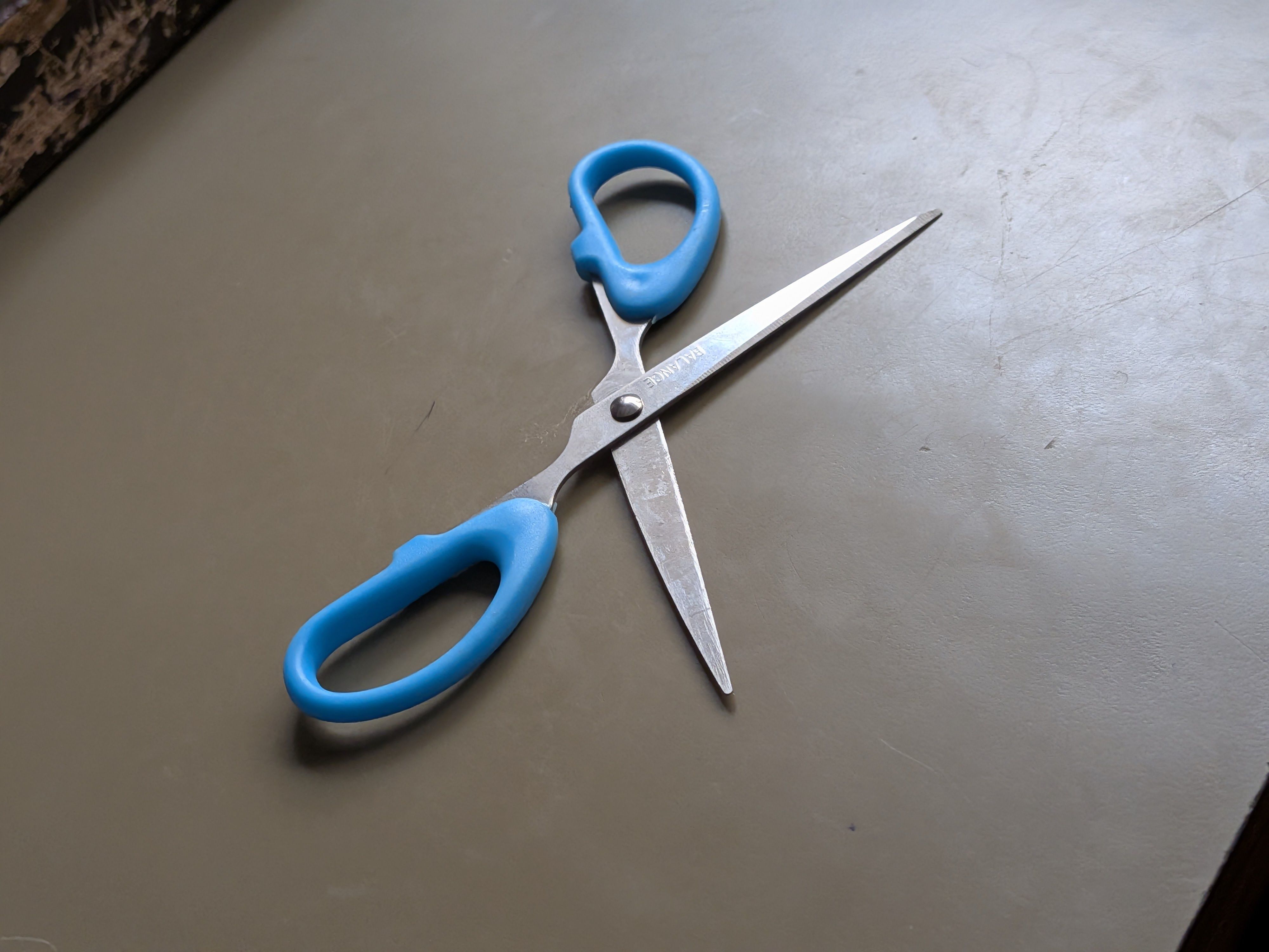 queed MultipurposeMulticolor Stainless Steel 002 Scissors B-35 Scissors-picture-28