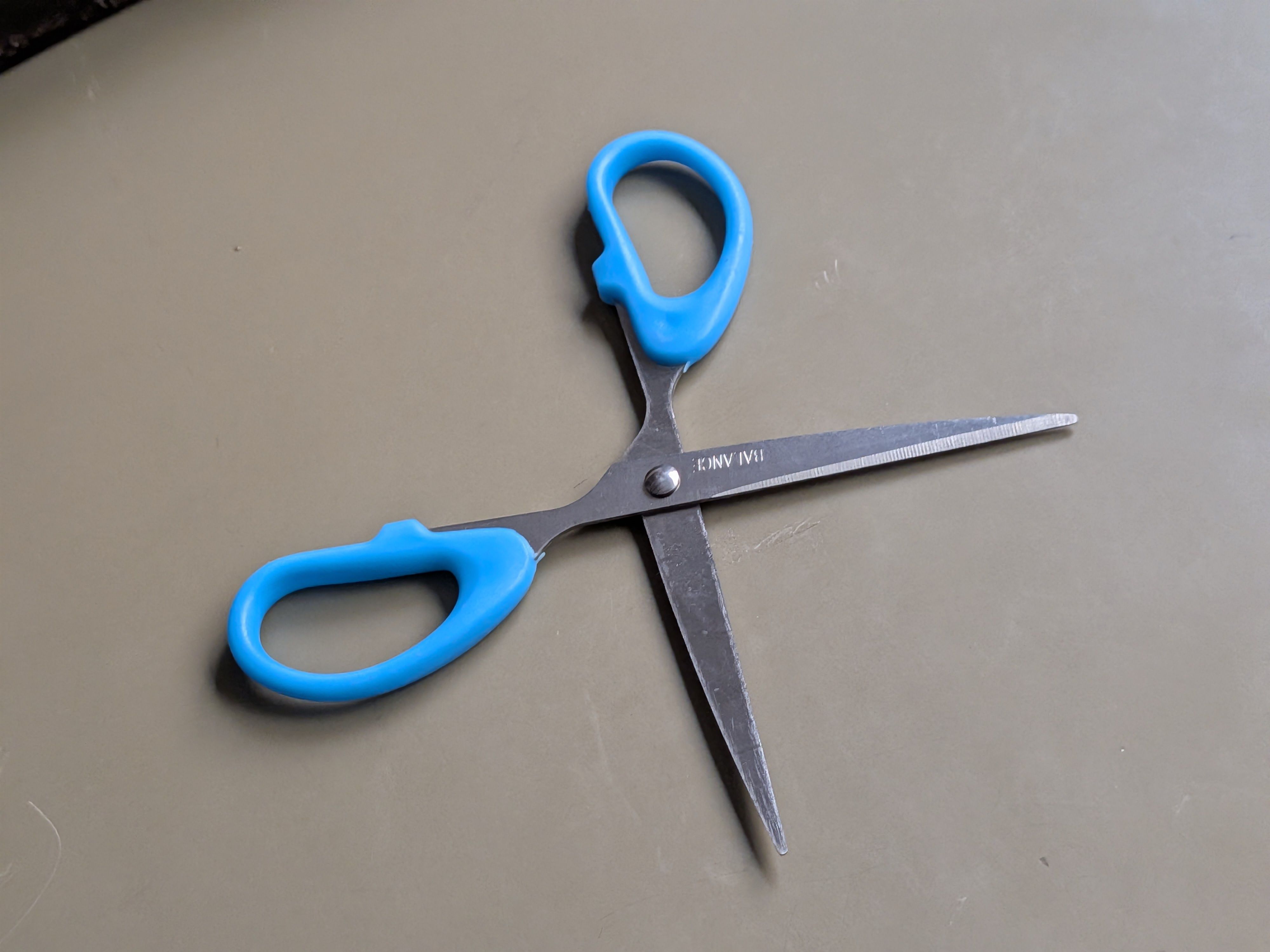 queed MultipurposeMulticolor Stainless Steel 002 Scissors B-82 Scissors-picture-19
