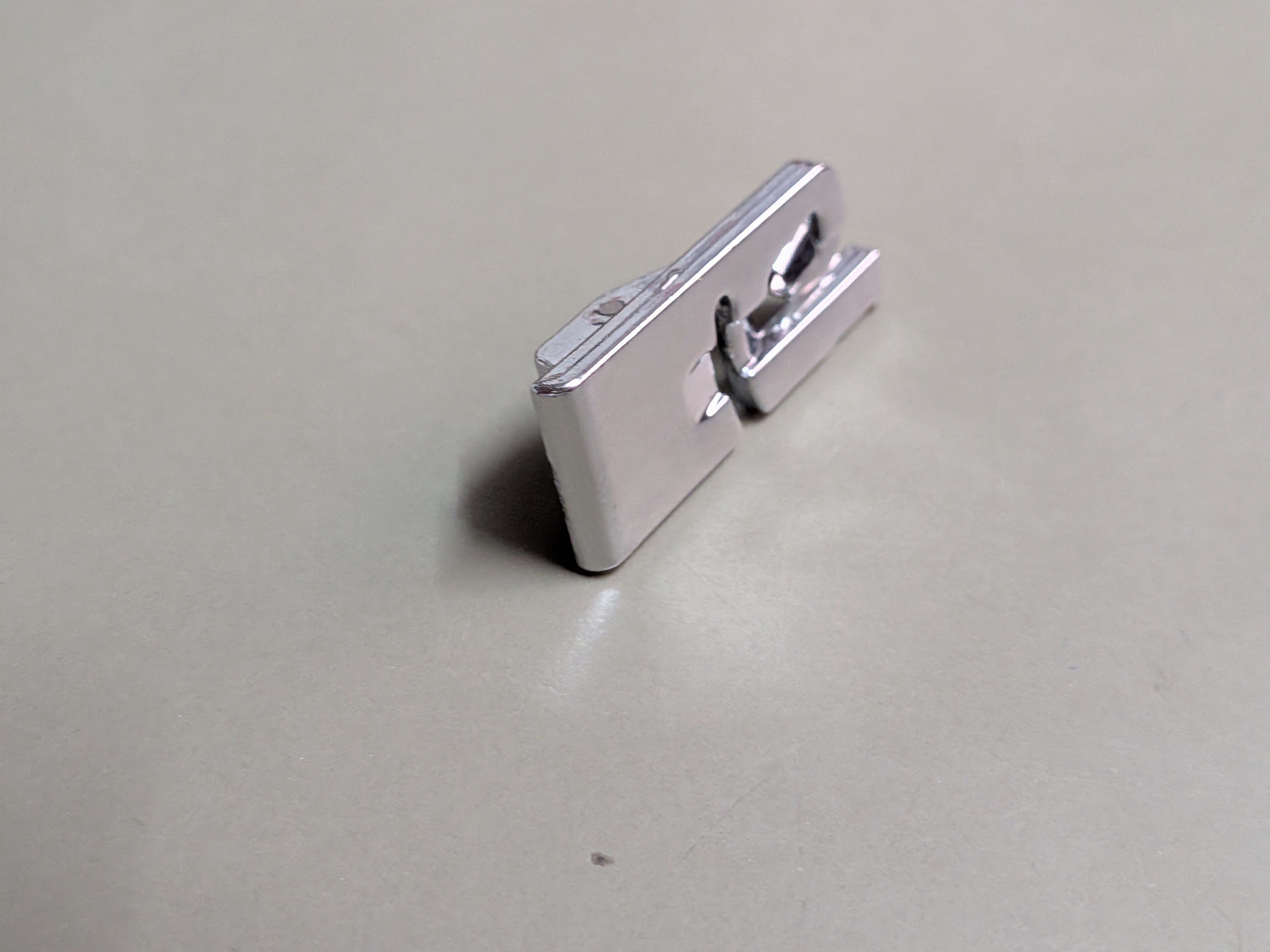 queed 4mm Universal Narrow Rolled Hemming Foot Sewing Machines-077 pressure foot with High Shank-picture-33