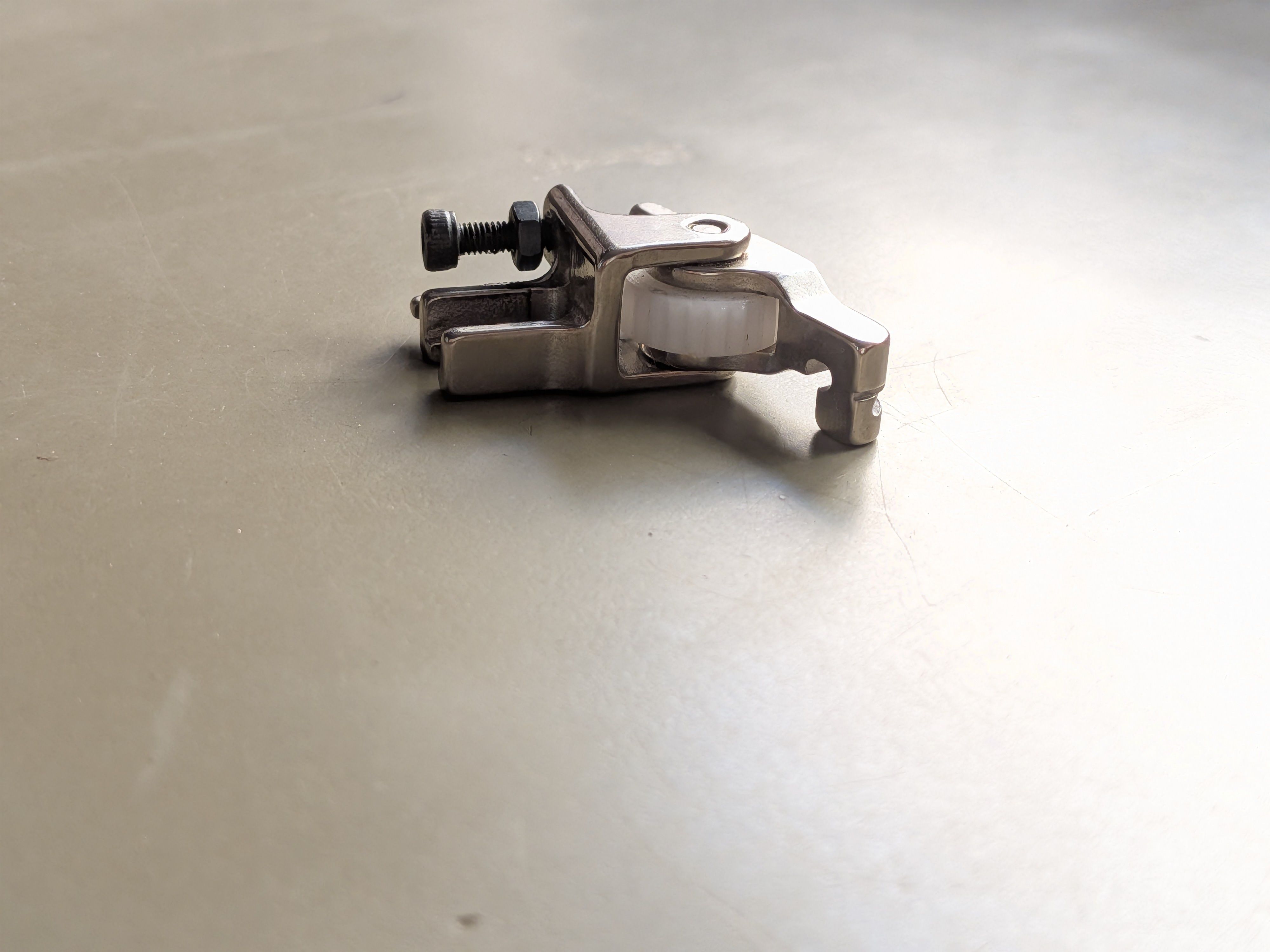 queed T168 Teflon Metal Roller Zipper Presser Foot-83 Pressure foot with High Shank-picture-25