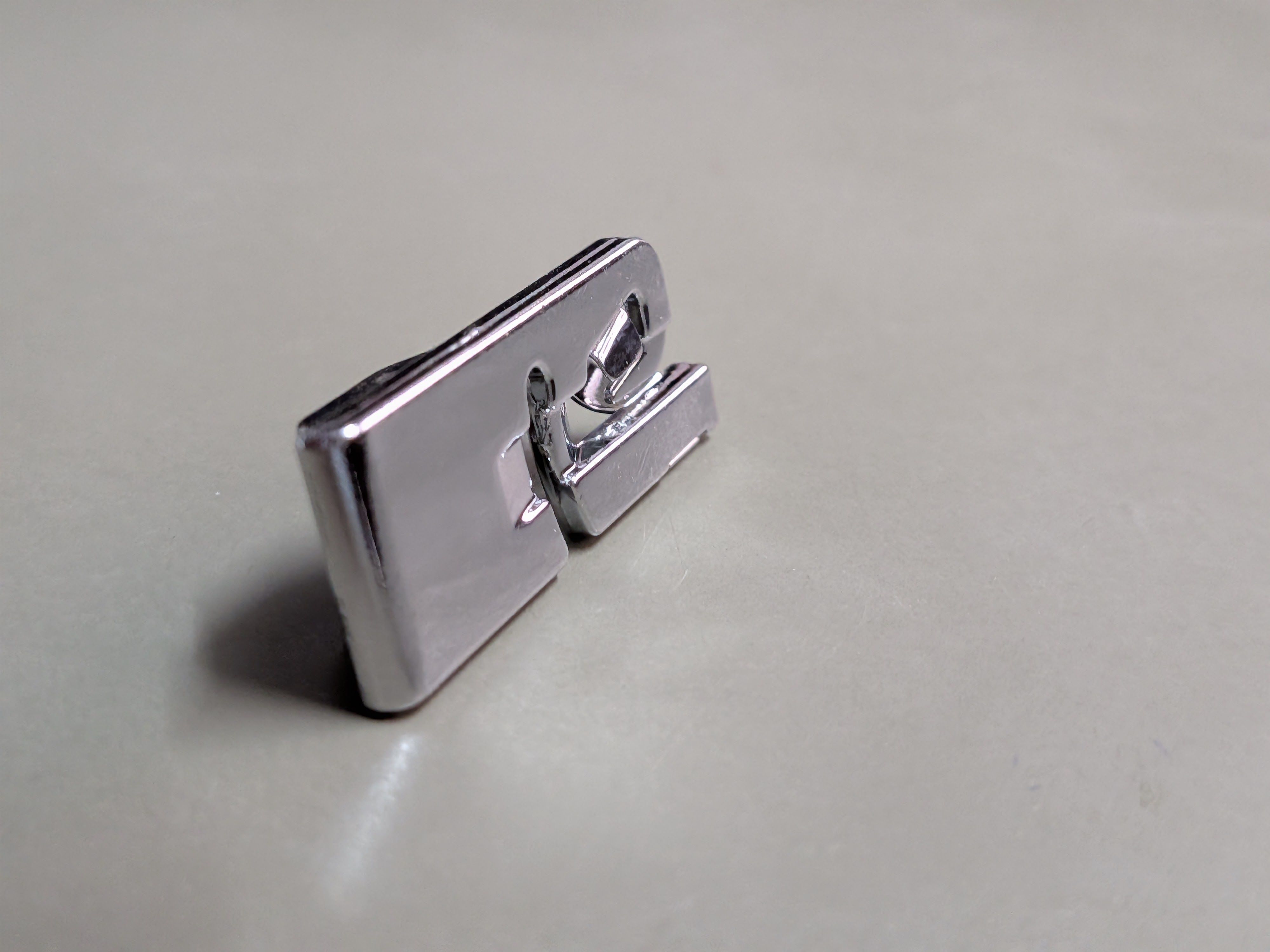 queed 4mm Universal Narrow Rolled Hemming Foot Sewing Machines-093 pressure foot with High Shank-picture-34