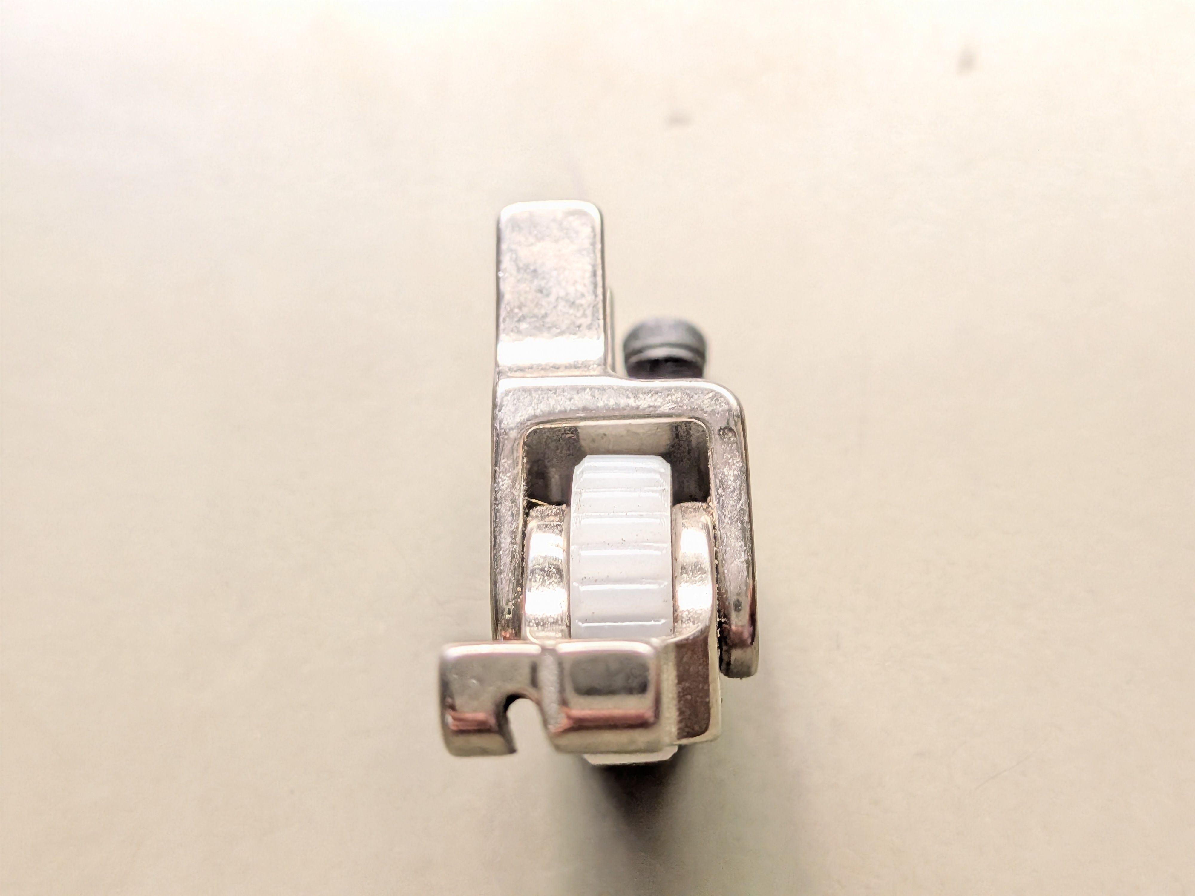 queed T168 Teflon Metal Roller Zipper Presser Foot-683 Pressure foot with High Shank-picture-21