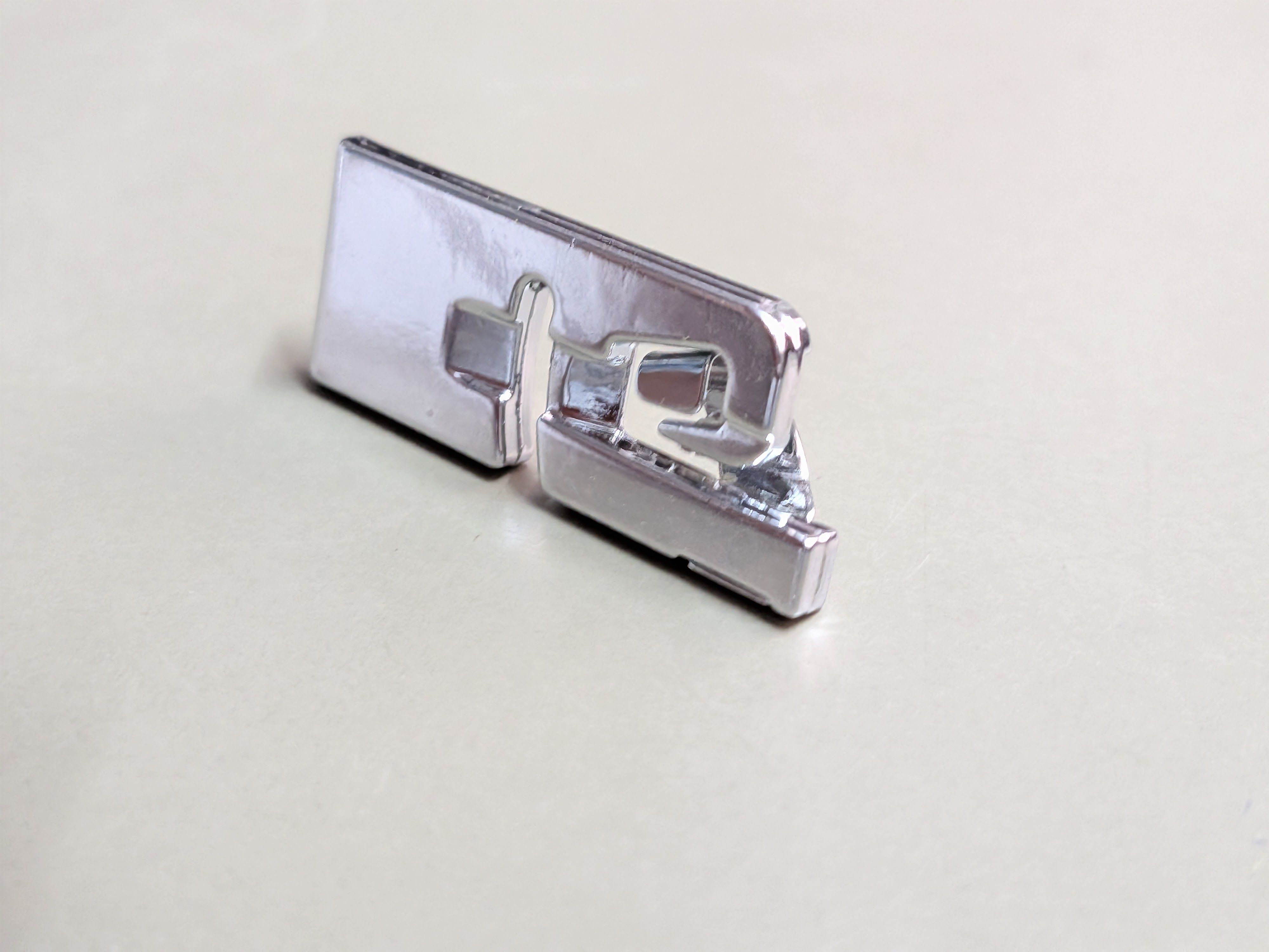 queed 4mm Universal Narrow Rolled Hemming Foot Sewing Machines-178 pressure foot with High Shank-picture-20