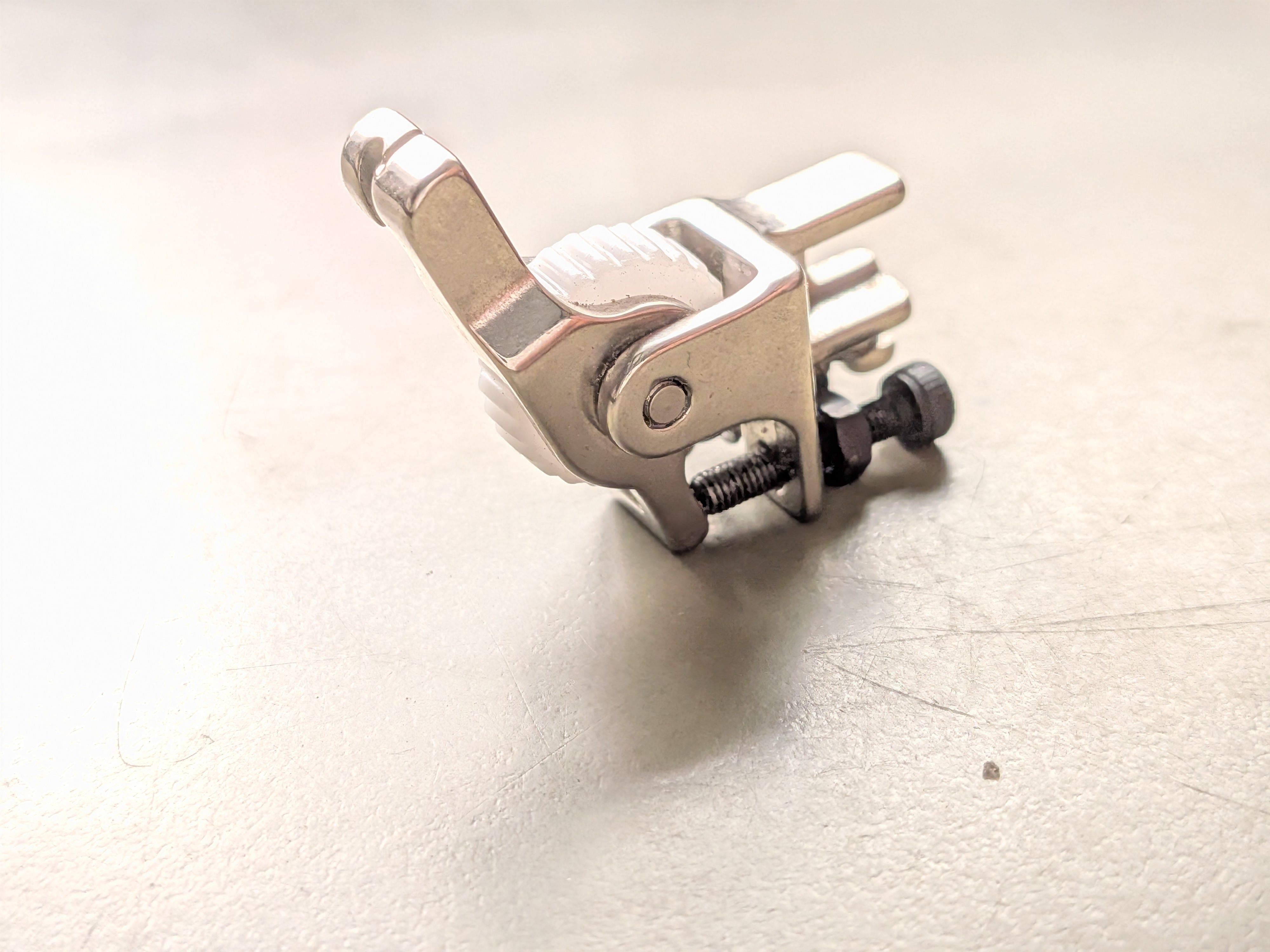 queed T168 Teflon Metal Roller Zipper Presser Foot-110 Pressure foot with High Shank-picture-34