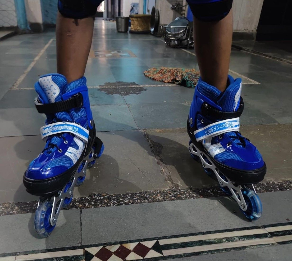 bhvmey Adjustable Kids Skates with Smooth Rolling PU Wheels and Grip In-line Kids Size 3C UK - 9C UK-picture-44