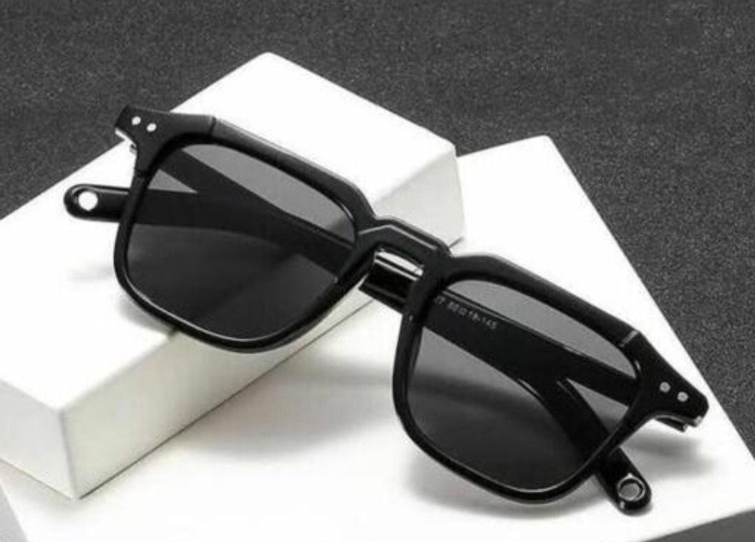 UV Protection Retro Square Sunglasses (Free Size)
