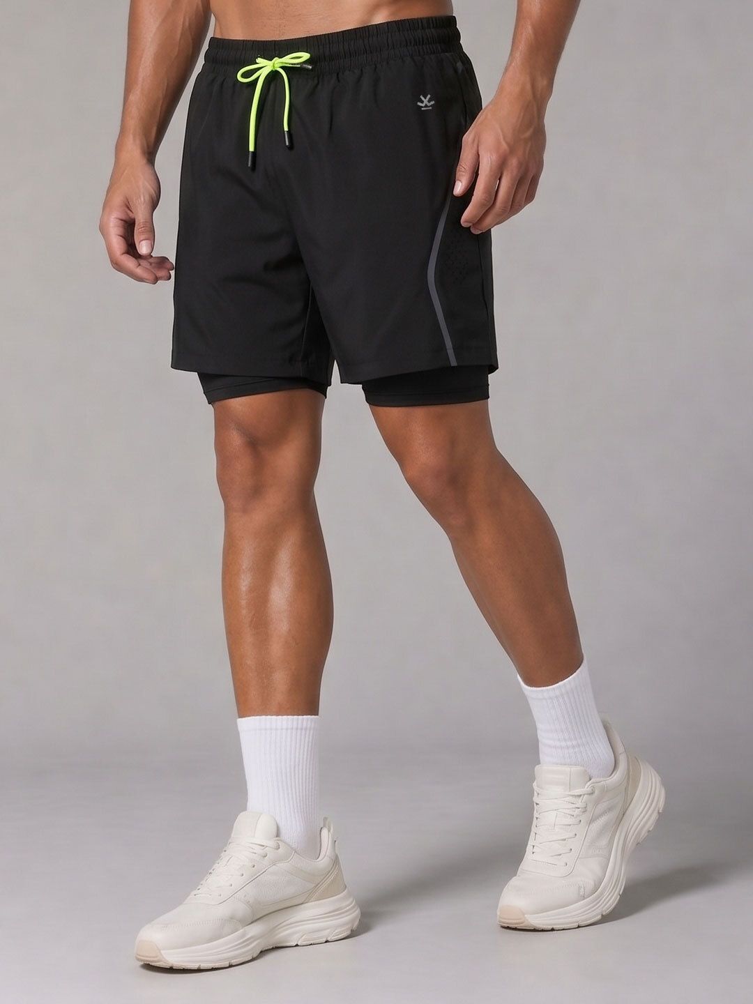 wrogn Solid Men Black Regular Shorts-picture-10