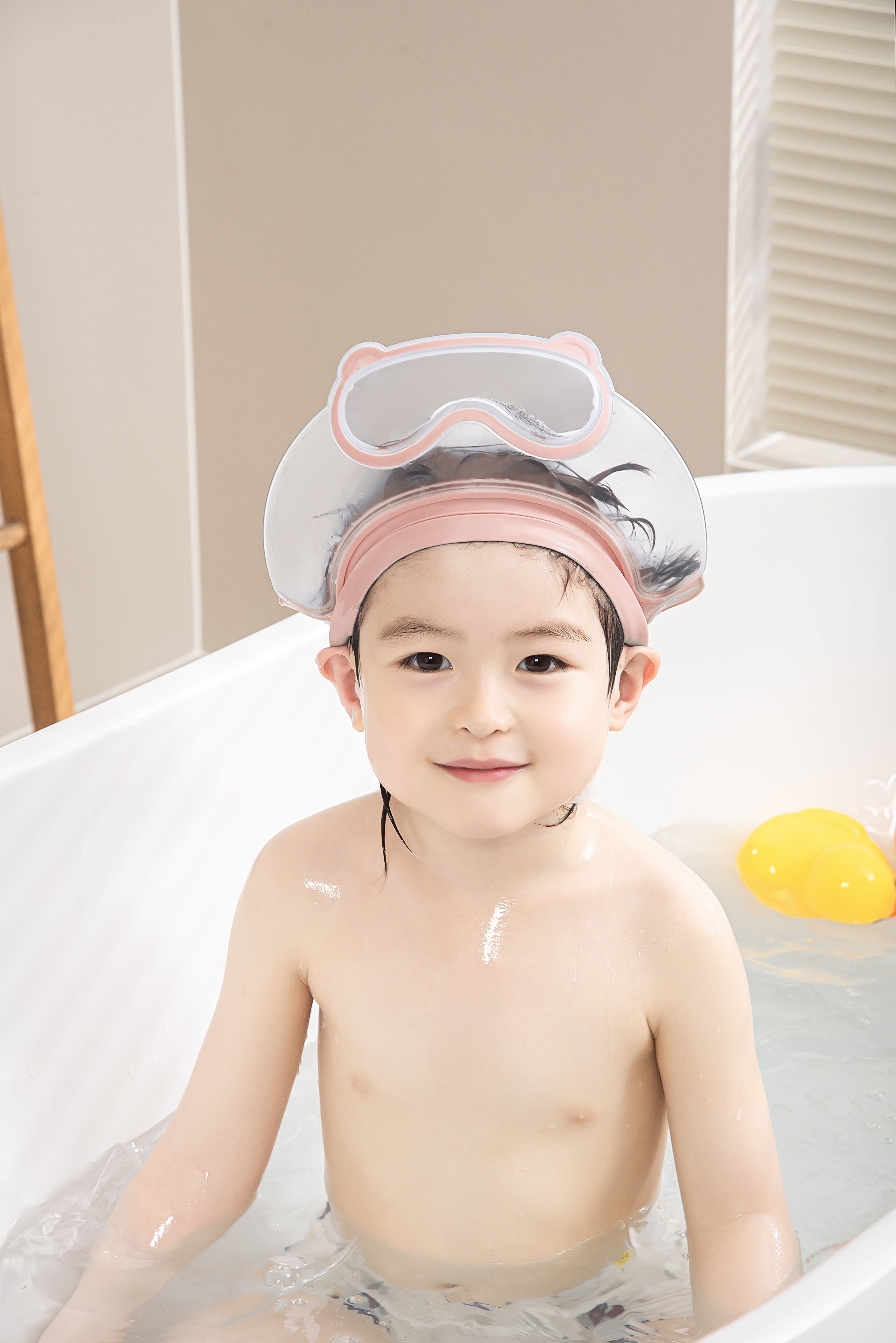 ar jouiet mansion Baby Shower cap Cute Transparent Hair Washing Hat Ear Protection Bath Shower cap-picture-41