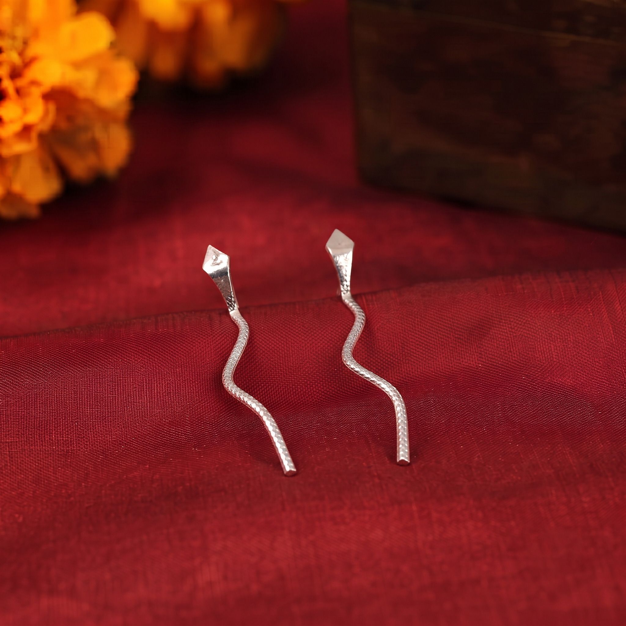 astro-d SILVER NAAG NAAGIN SHIVRATRI SHIVA POOJA SANKES PAIR. Decorative Showpiece - 10 cm-picture-37