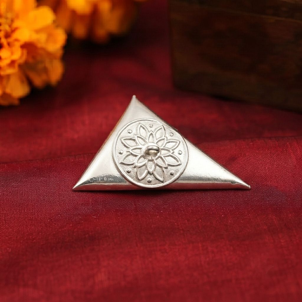 astro-d Modern Silver Paan/Silver Betel Leaf for Offering to Thakur Ji & Maa Kali 5 gm Decorative Showpiece - 2 cm-picture-15