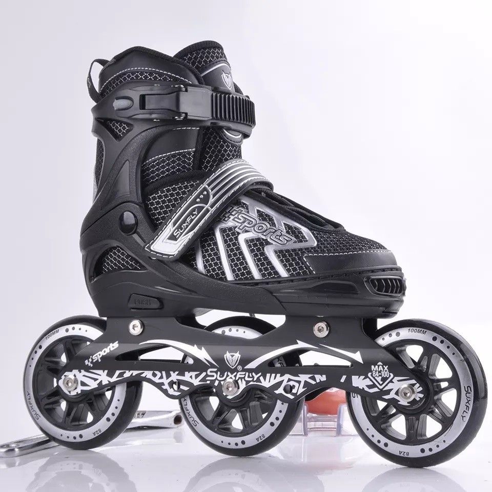3 Wheel Inline Liner Roller Skating Shoes for Boys and Girls Age 6 to 10 Years In-line Skates - Size 6-9 UK