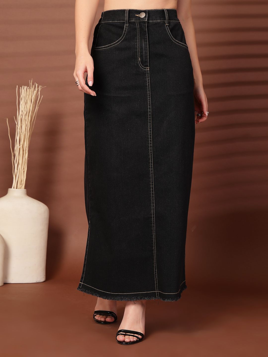 Women Solid Pencil Black Skirt-image-40