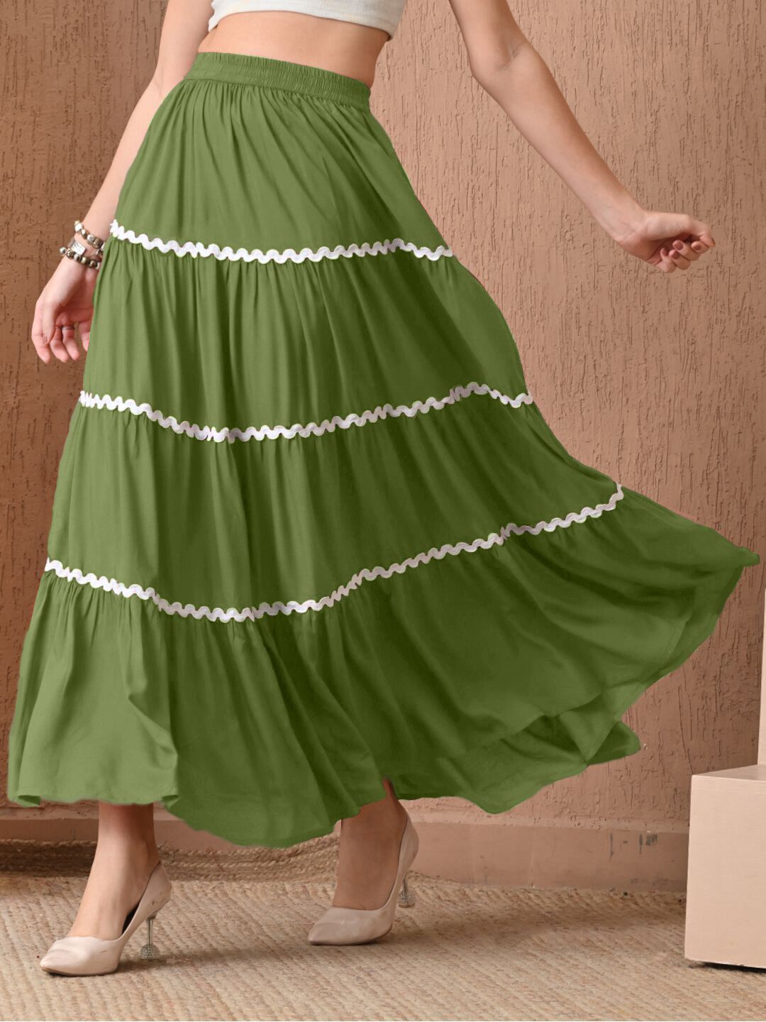 Women Self Design Flared Green Skirt