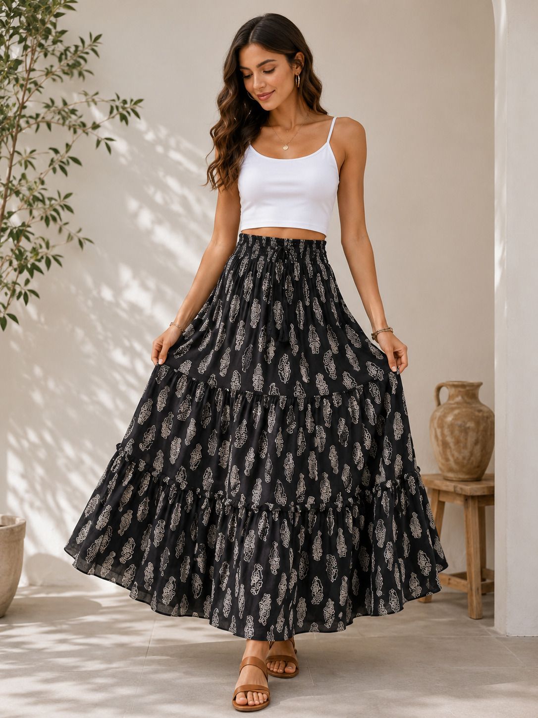 Women Printed Tiered Black Skirt-image-5