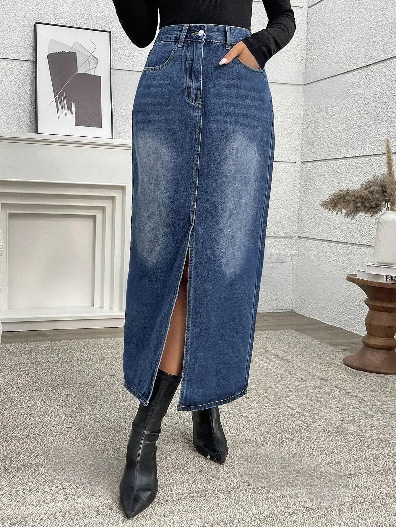 Women Solid Pencil Blue Skirt