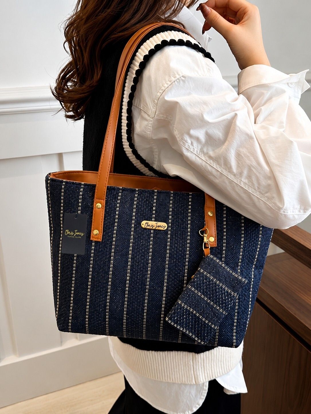 Women Black Tote-image-32
