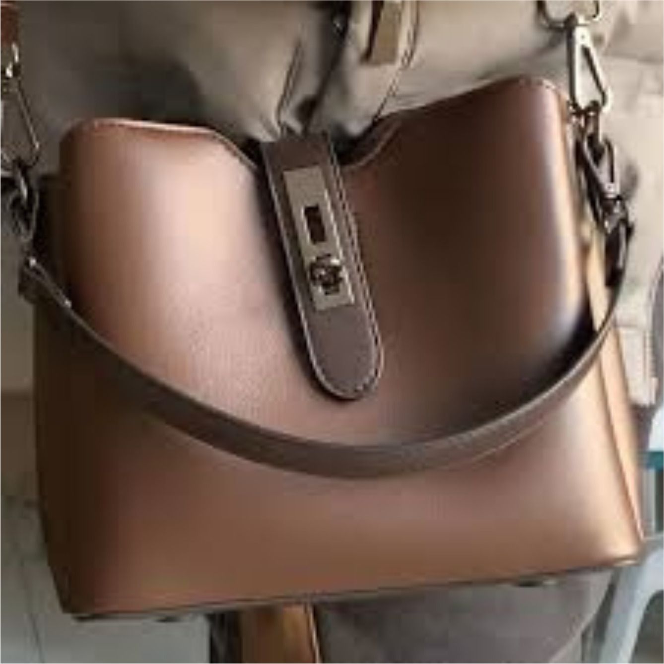 Brown Men & Women Sling Bag Classic Brown PU Leather Shoulder Bag for Women with Detachable Strap