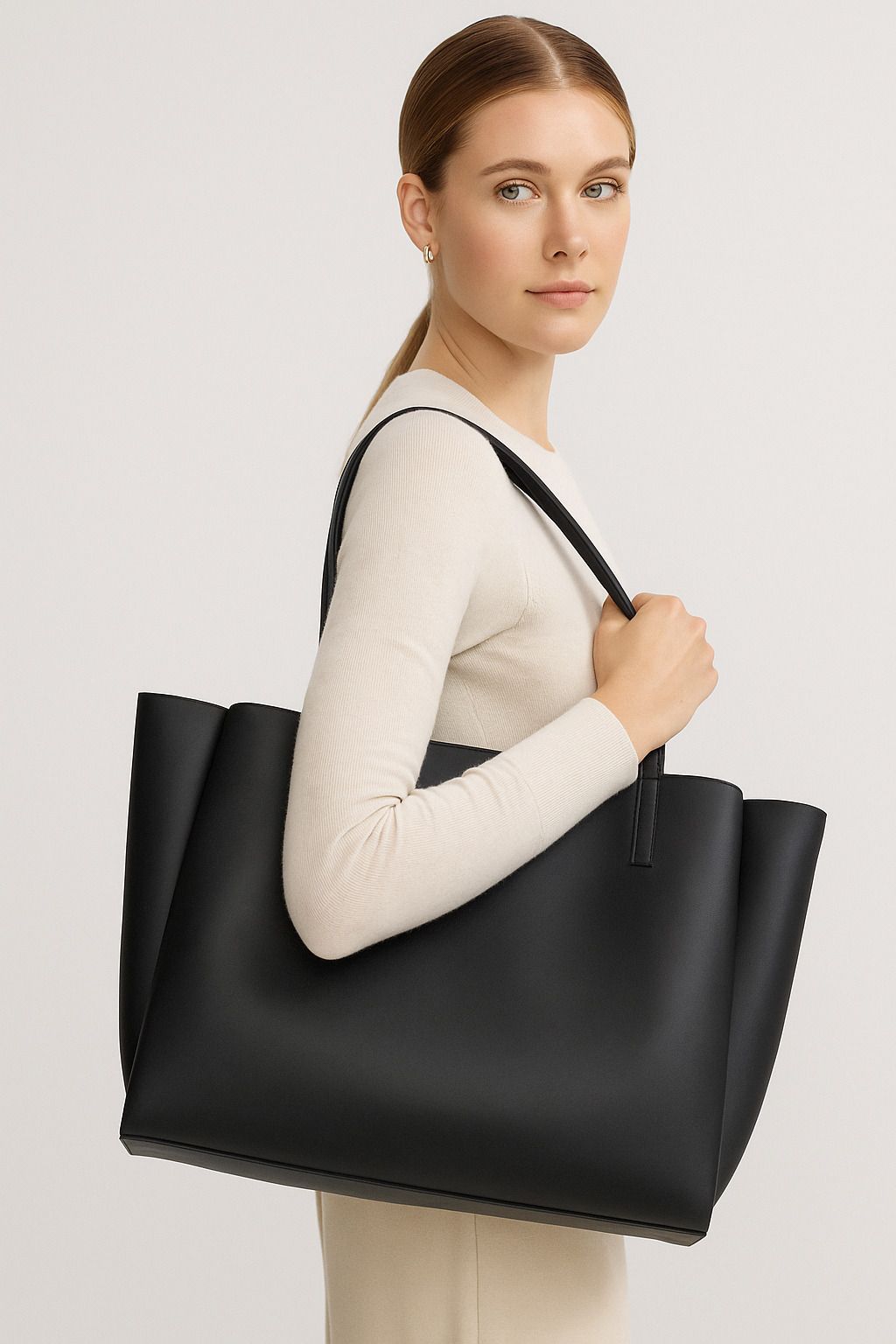 Women Black Tote