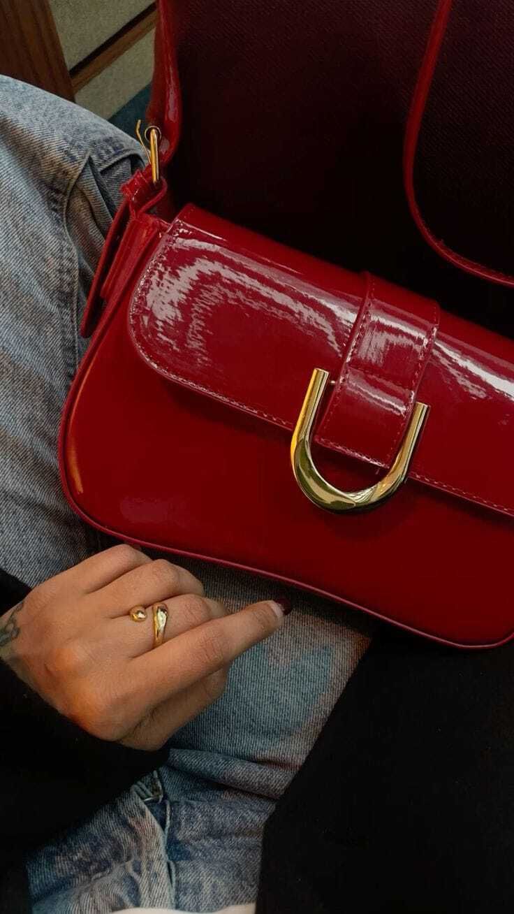 Maroon Women Sling Bag Maroon glossy sling bag for women&girls-image-26
