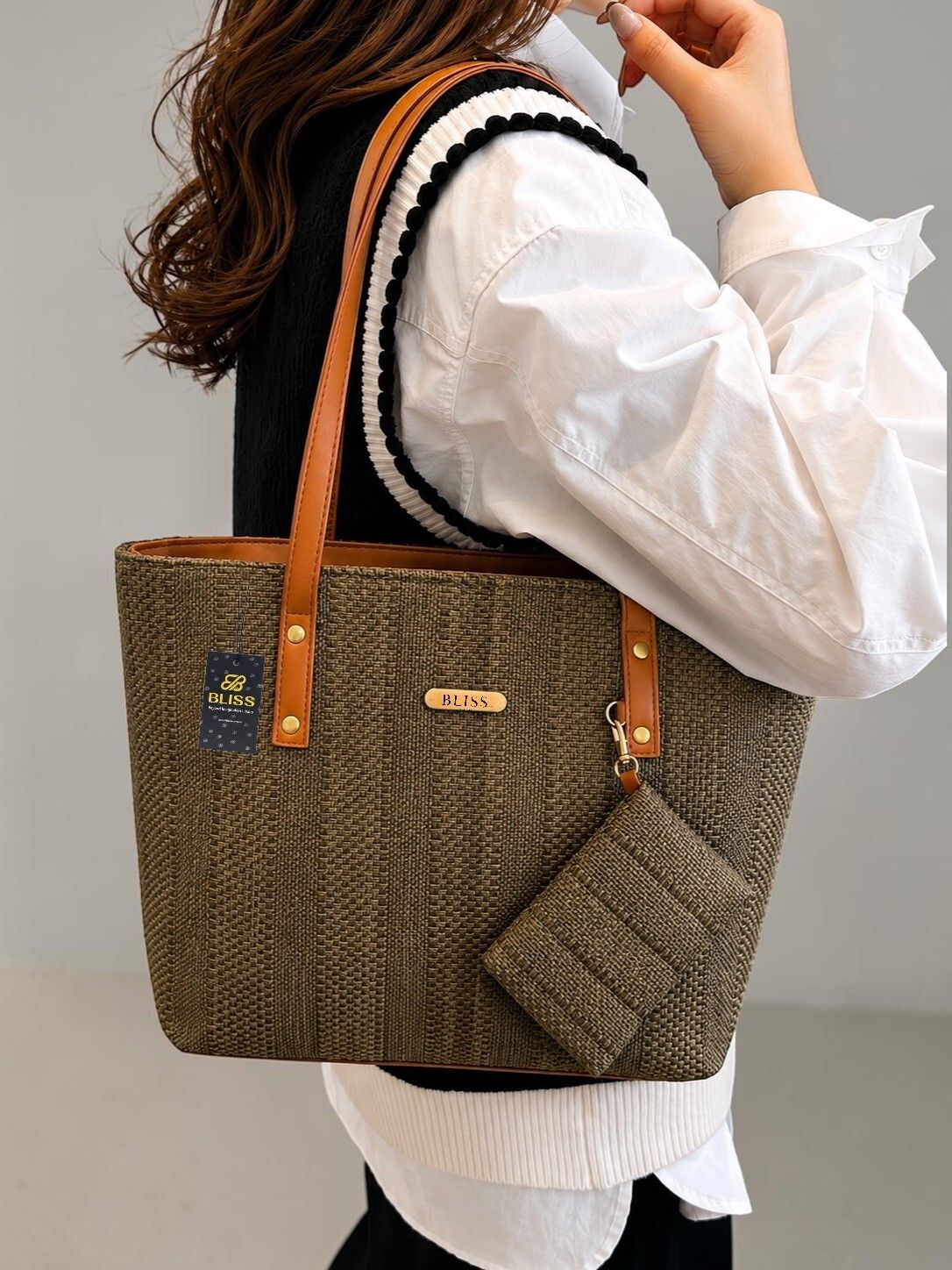 Women Green Shoulder Bag-image-16