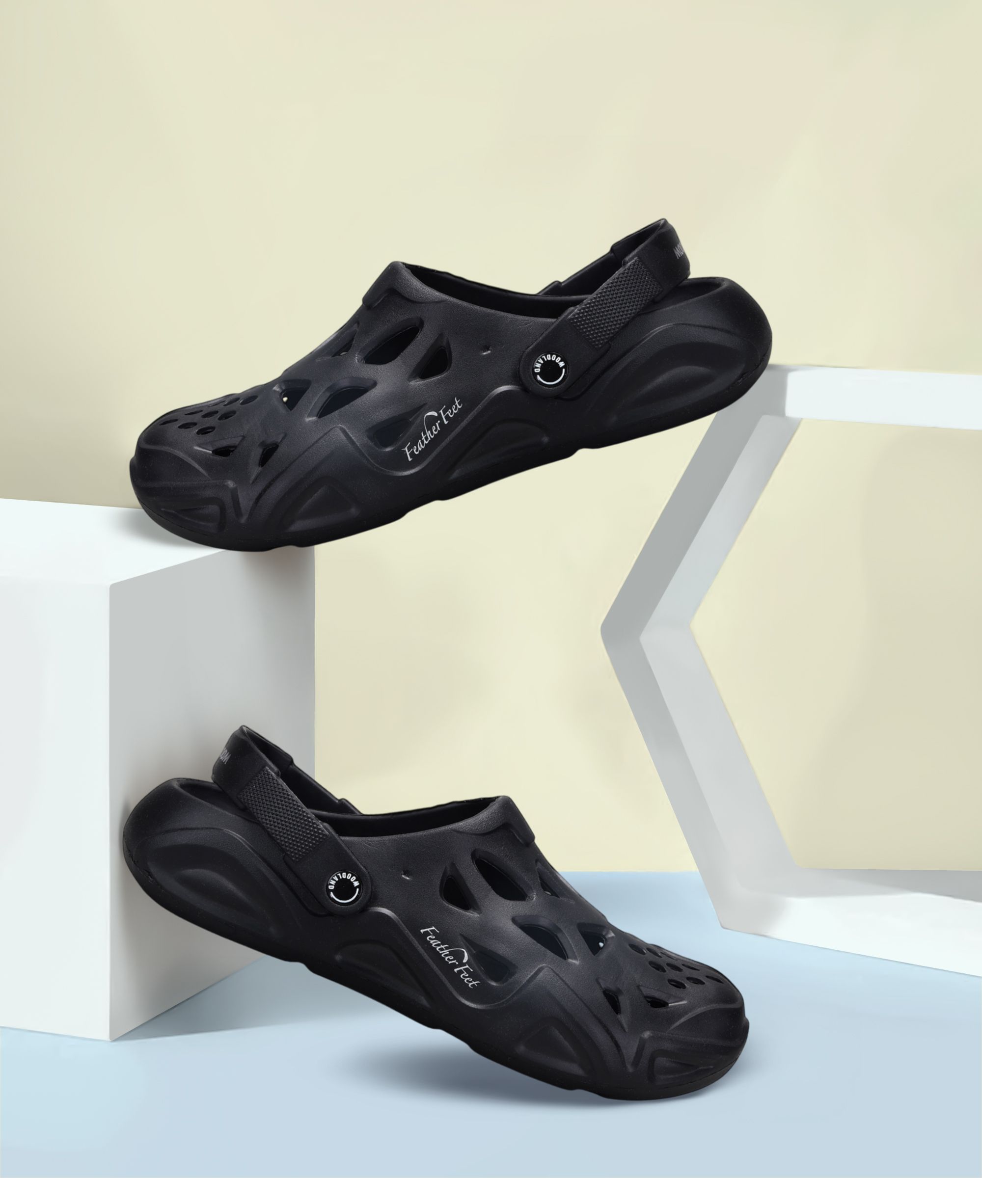 woodland Men Flip Flops-picture-20