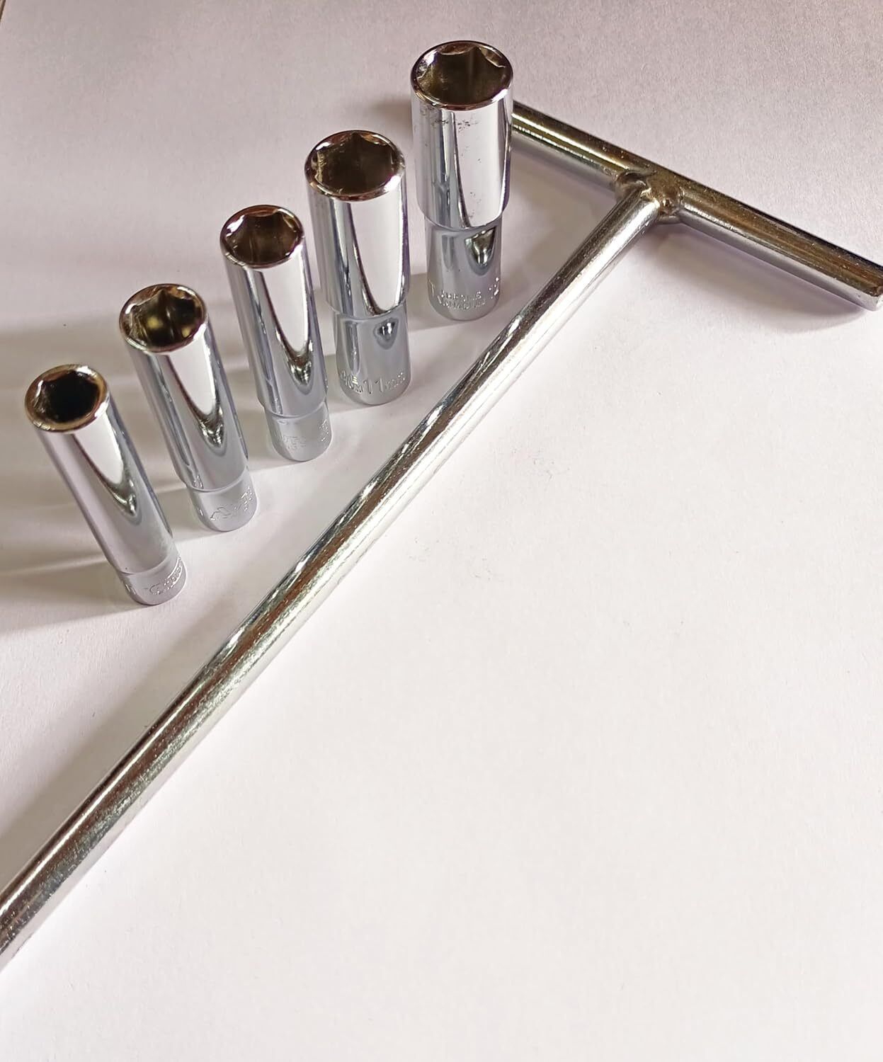 T-Handle with 8mm, 9mm, 10mm 11mm and 12mm Long Sockets, 1/4 Drive Drive Socket Set-image-33