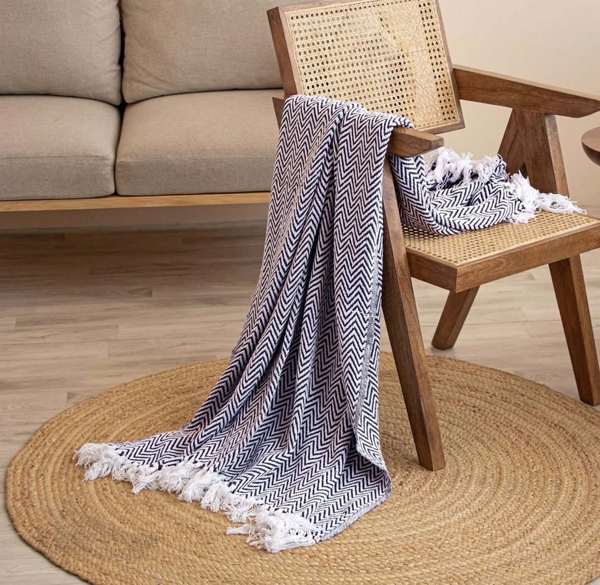 RUDRA HOME Zigzag Cotton Throw Blanket Soft & Skin-Friendly Woven Sofa/Bed/Travel Blanket|50X60INCH Sofa Fabric-image-33