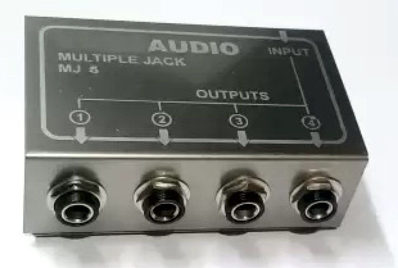 New M J-5 Multiple Jack 1 to 4 Channel Splitter Mono Passive Instrument In/Outs Digital Sound Mixer