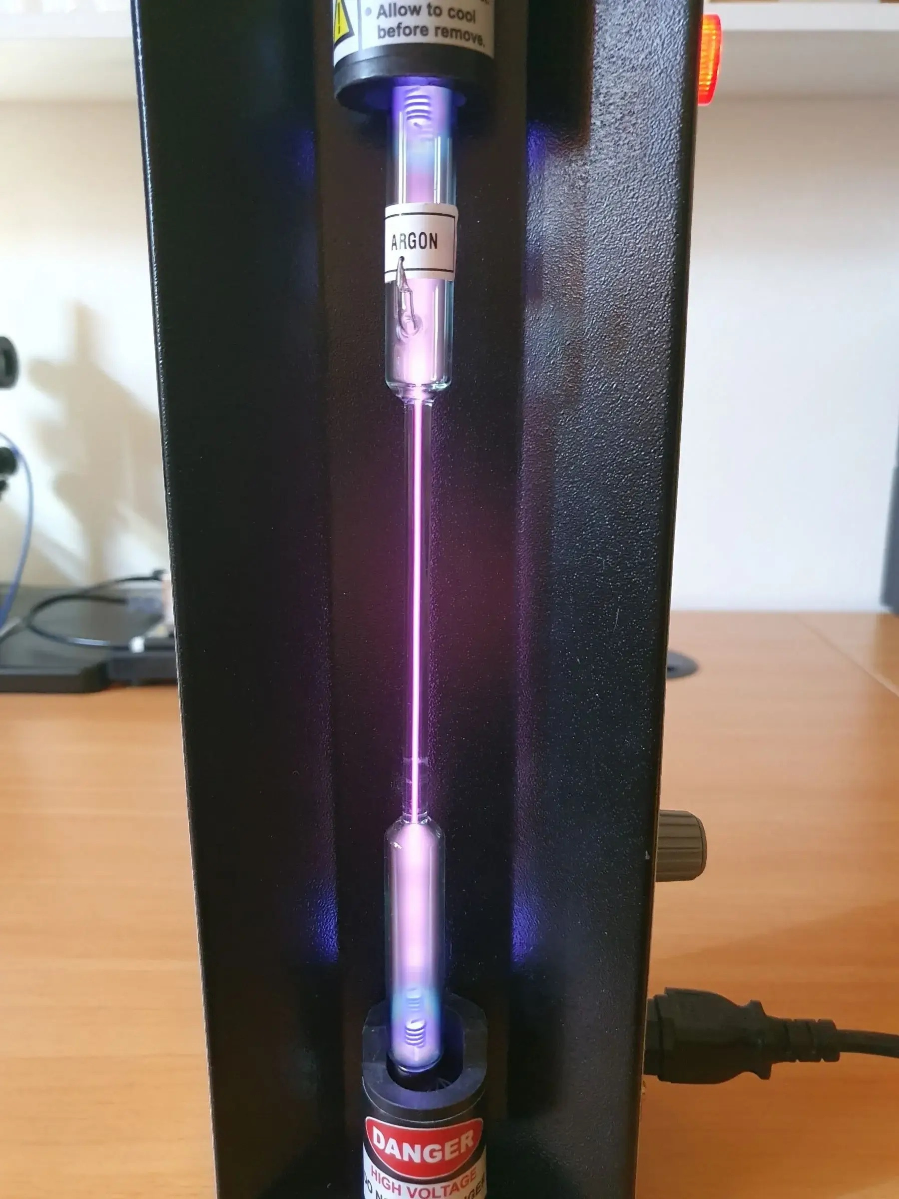 satmed Spectrum Tube (Argon) for Physics Lab Spectrum Analyzer image 1