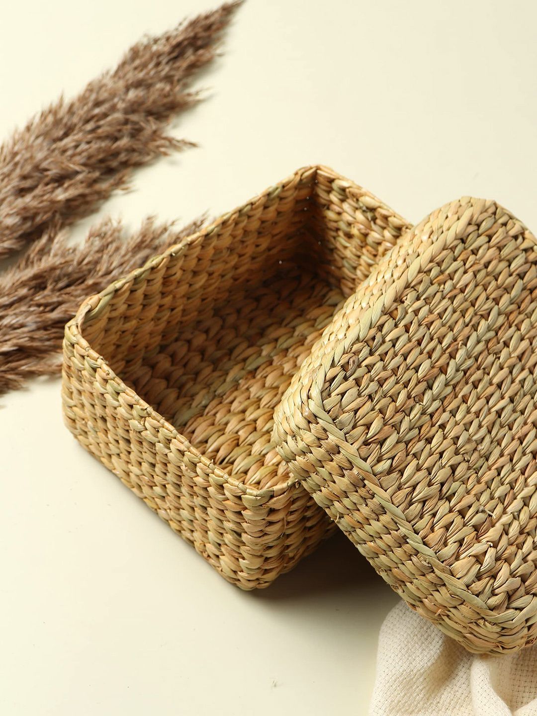 Seagrass Handmade Seagrass Storage Box with Lid for Wardrobe & Accessories Storage Basket-image-48