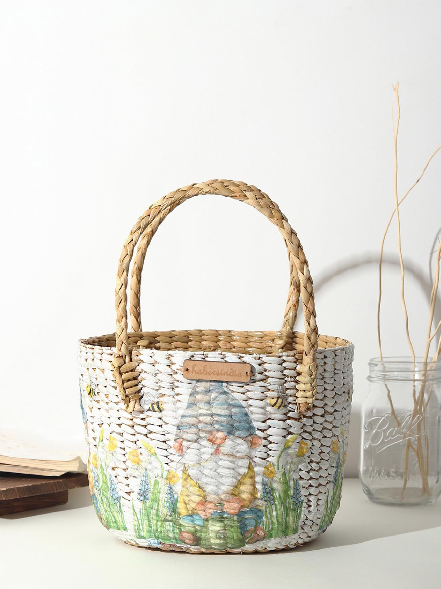 Bamboo Handwoven Round Seagrass Hamper Basket for Fruits and Home Storage Storage Basket-image-11