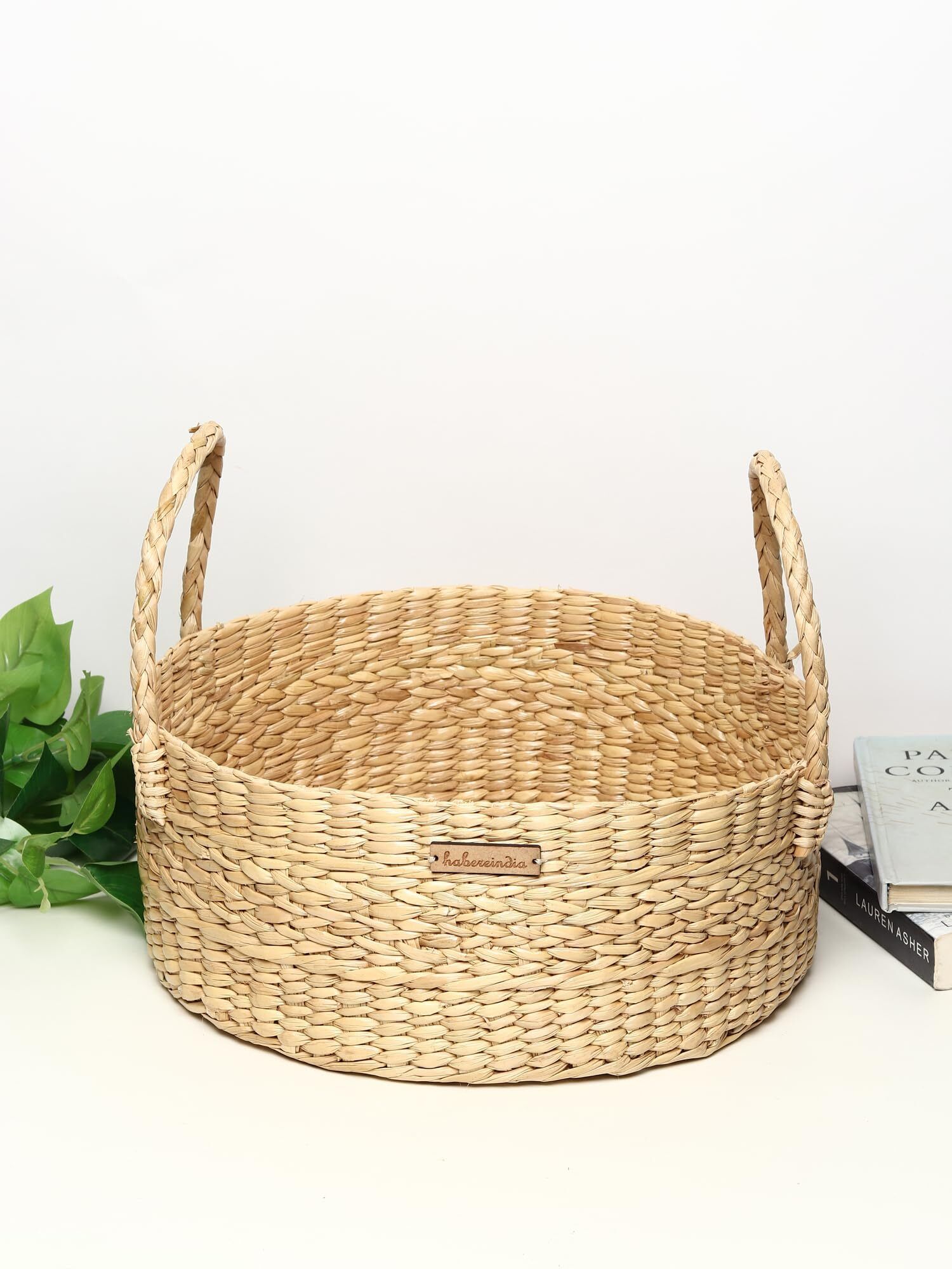 habereindia Seagrass Handwoven Seagrass Round Gift Hamper Basket for Elegant Home Storage and Gifting Storage Basket-picture-33