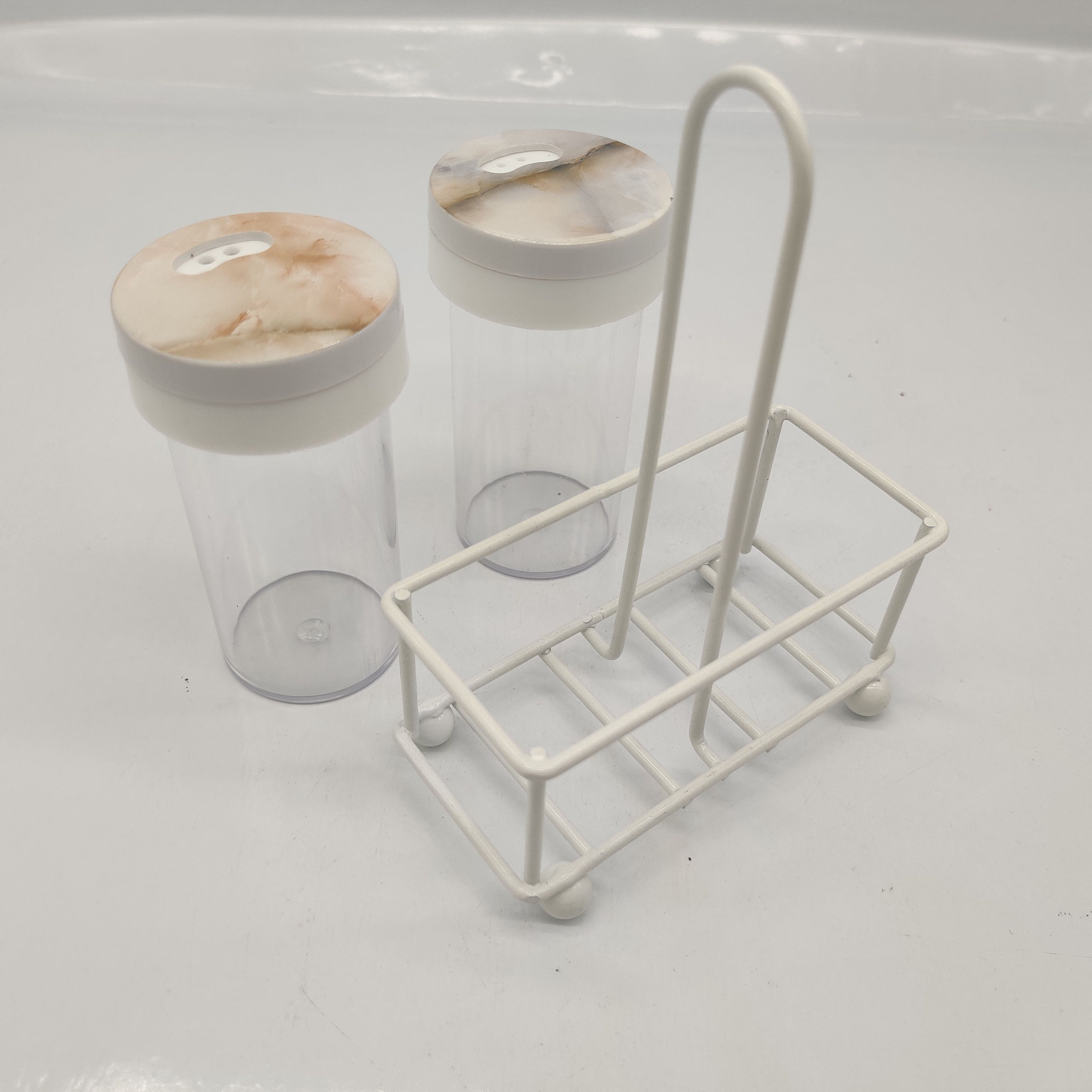 Spice Shaker Set, Plastic Spice Shaker with Lid, Portable Seasoning Containers Sugar Sprinkler Shaker 150 gm