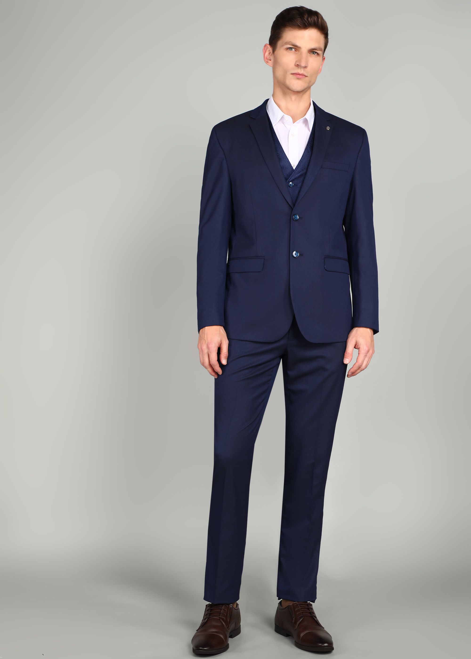 van heusen Men 3 PC Suit Solid Suit-picture-19