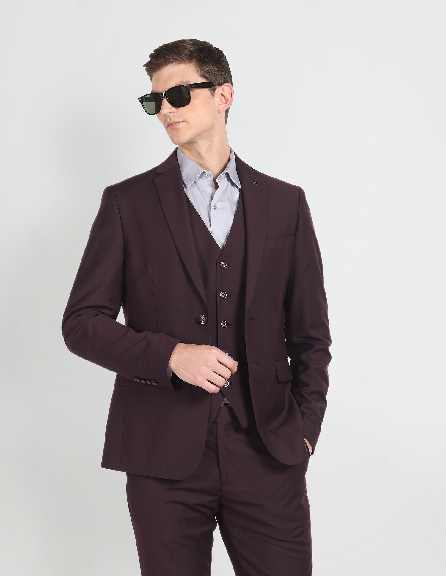 arrow Men Solid Tailored Fit Three Piece Suit Solid Suit-picture-18