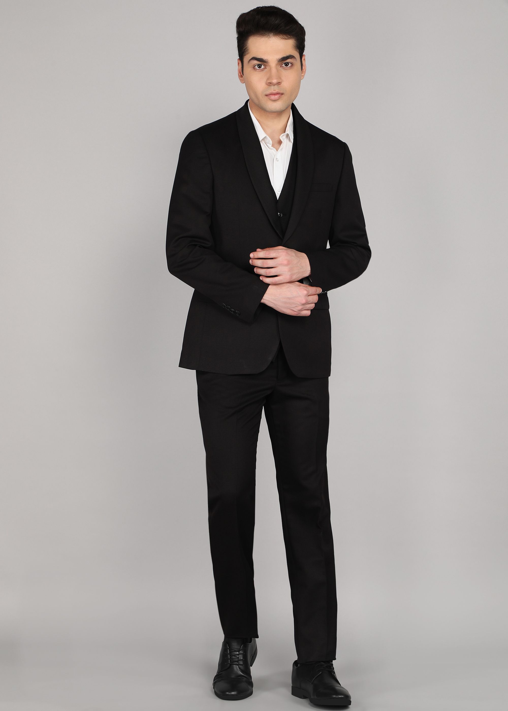 park avenue Men REG FIT.SHAWL COLR TUX WITH VNECK WC Solid Suit-picture-35