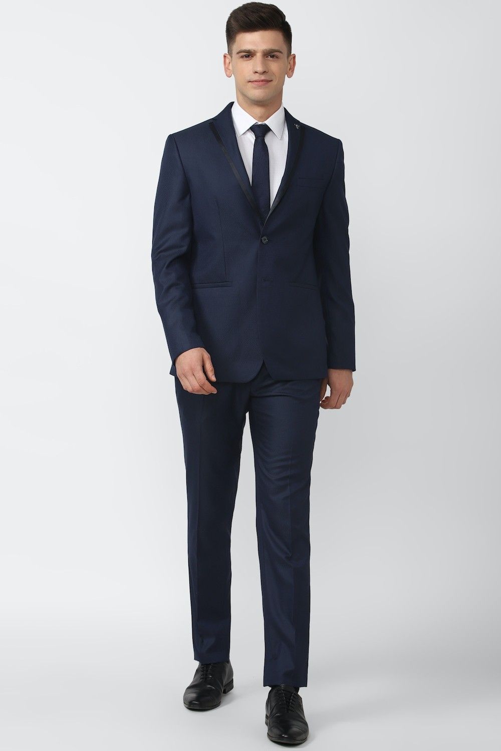 Men Single Breasted - 2 button Solid Suit