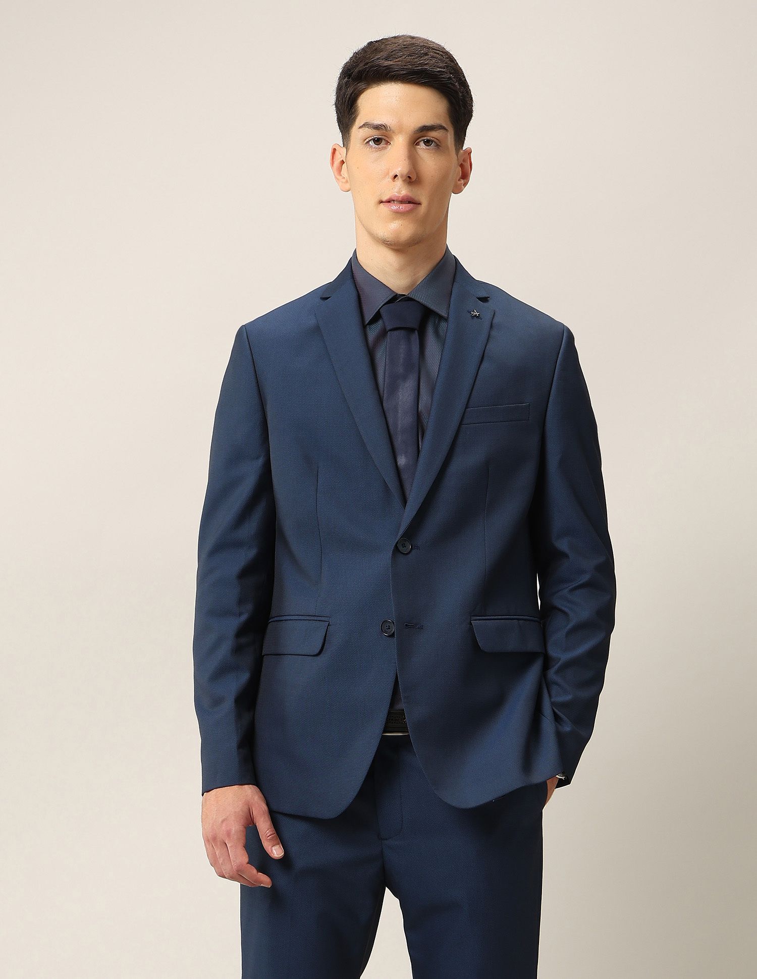 arrow Men 2-piece Solid Suit-picture-19