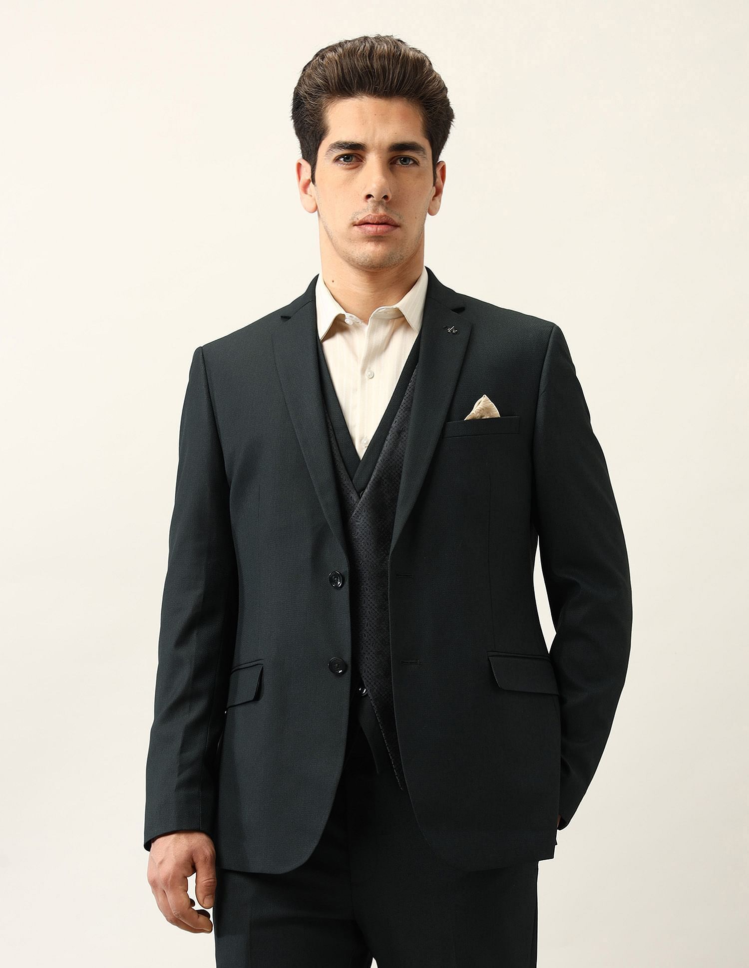 arrow Men 3-piece Solid Suit-picture-10