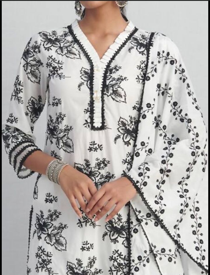 Women Pakistani kurti white and black lase Floral Print, Self Design Suit