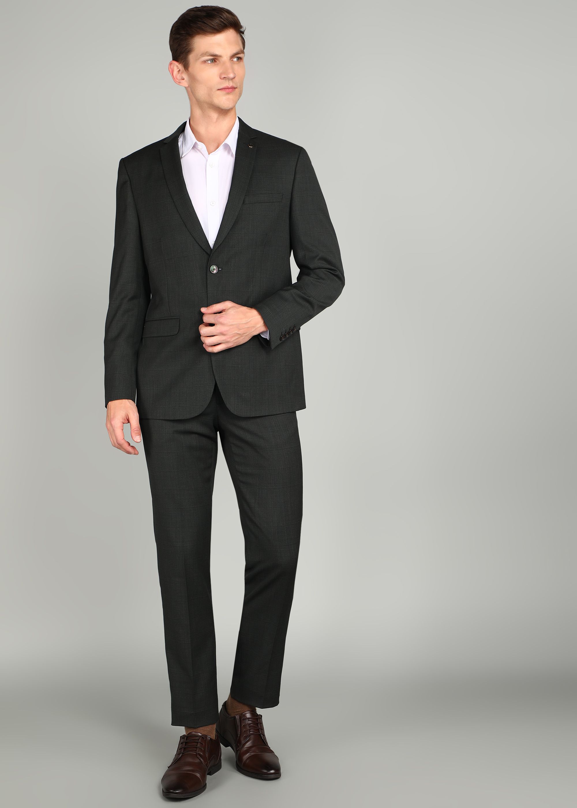 van heusen Men 2 PC Suit Solid Suit-picture-17