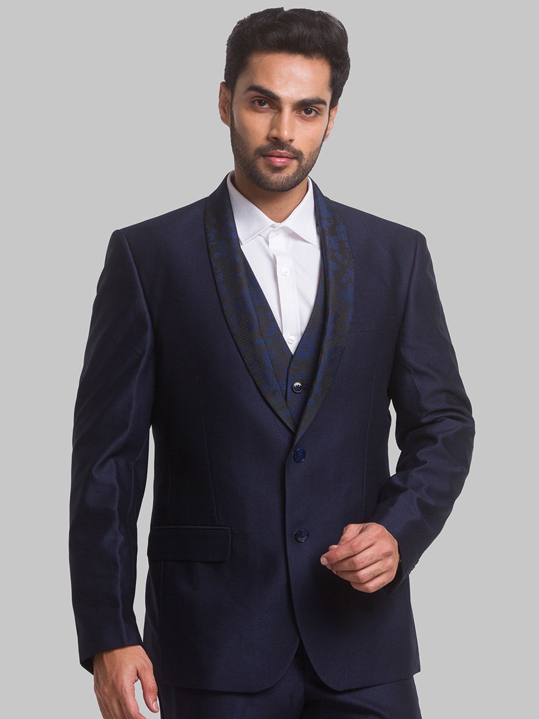 park avenue Men REG FIT.SHAWL COLR TUX WITH VNECK WC Self Design Suit-picture-17