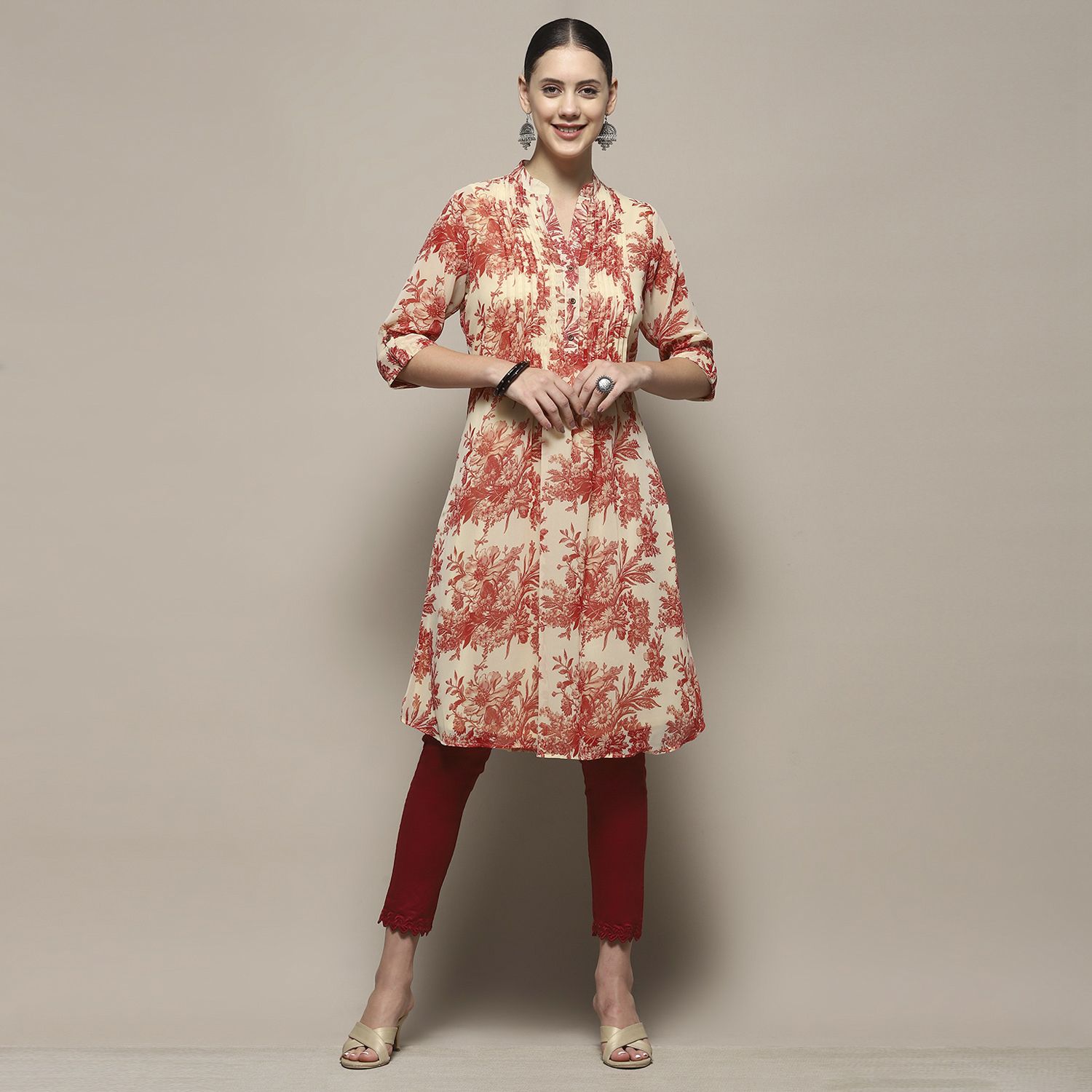 Women Kurtas Printed Suit