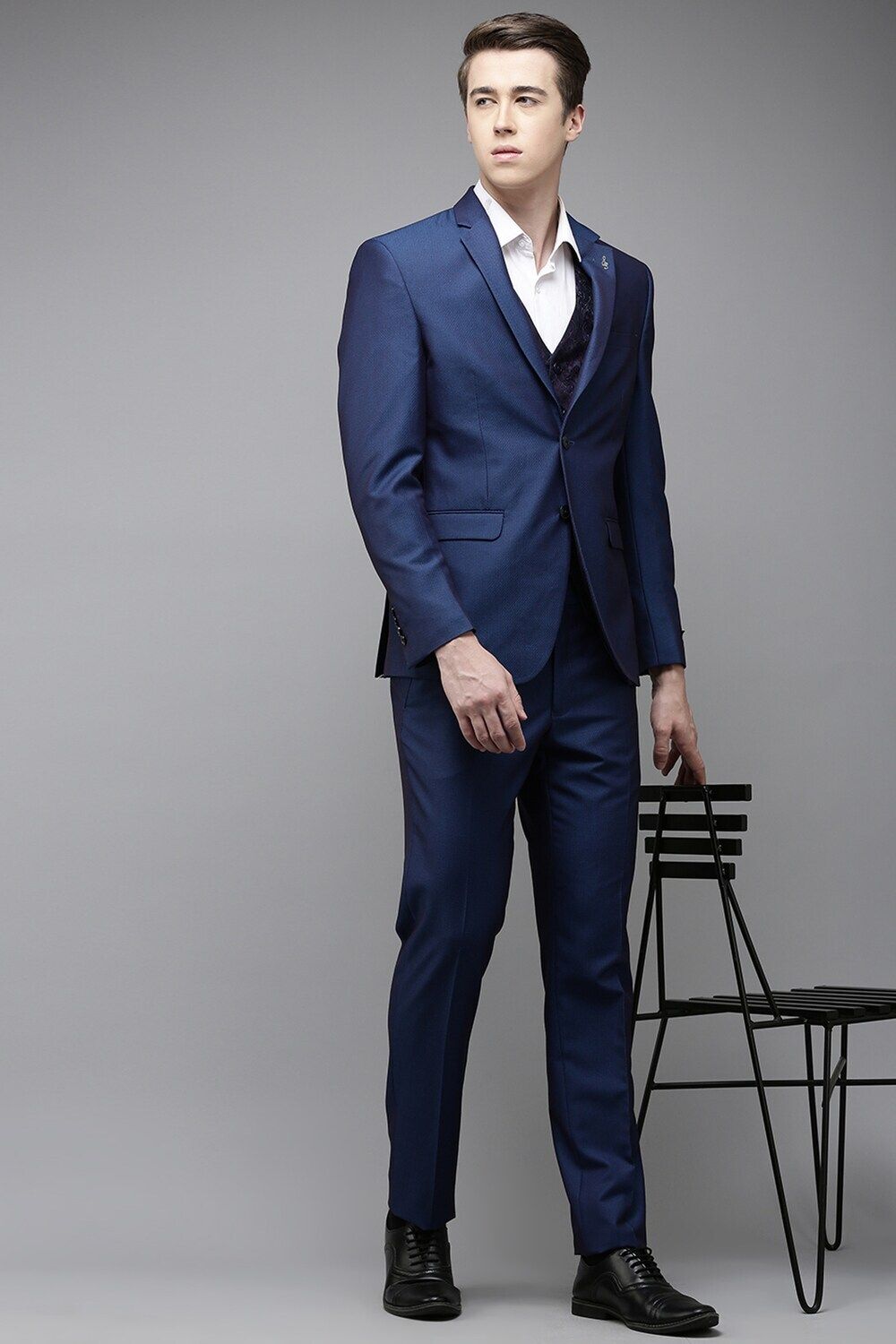 van heusen Men Single Breasted - 2 button Solid Suit-picture-28