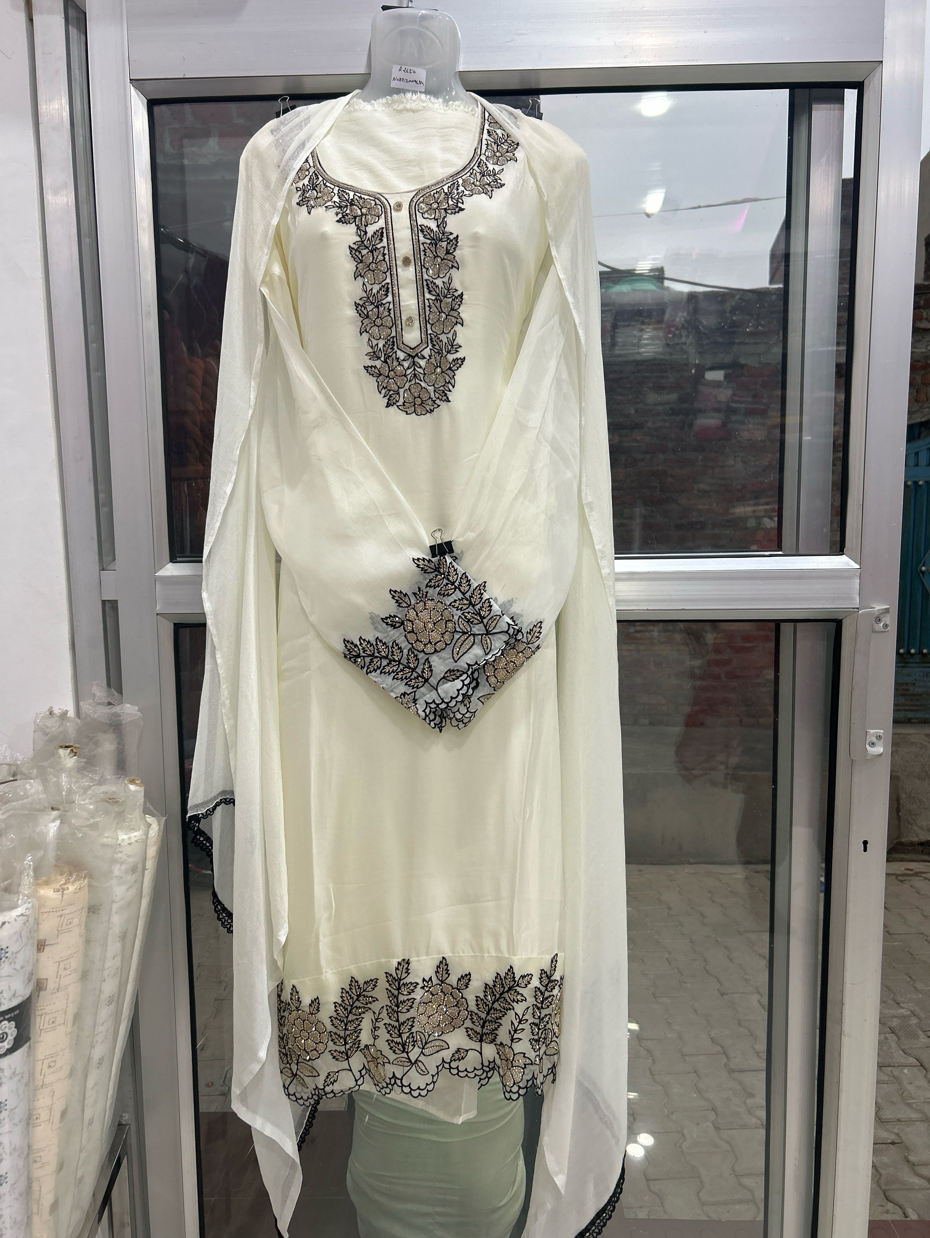 Women Simple suit Solid Suit