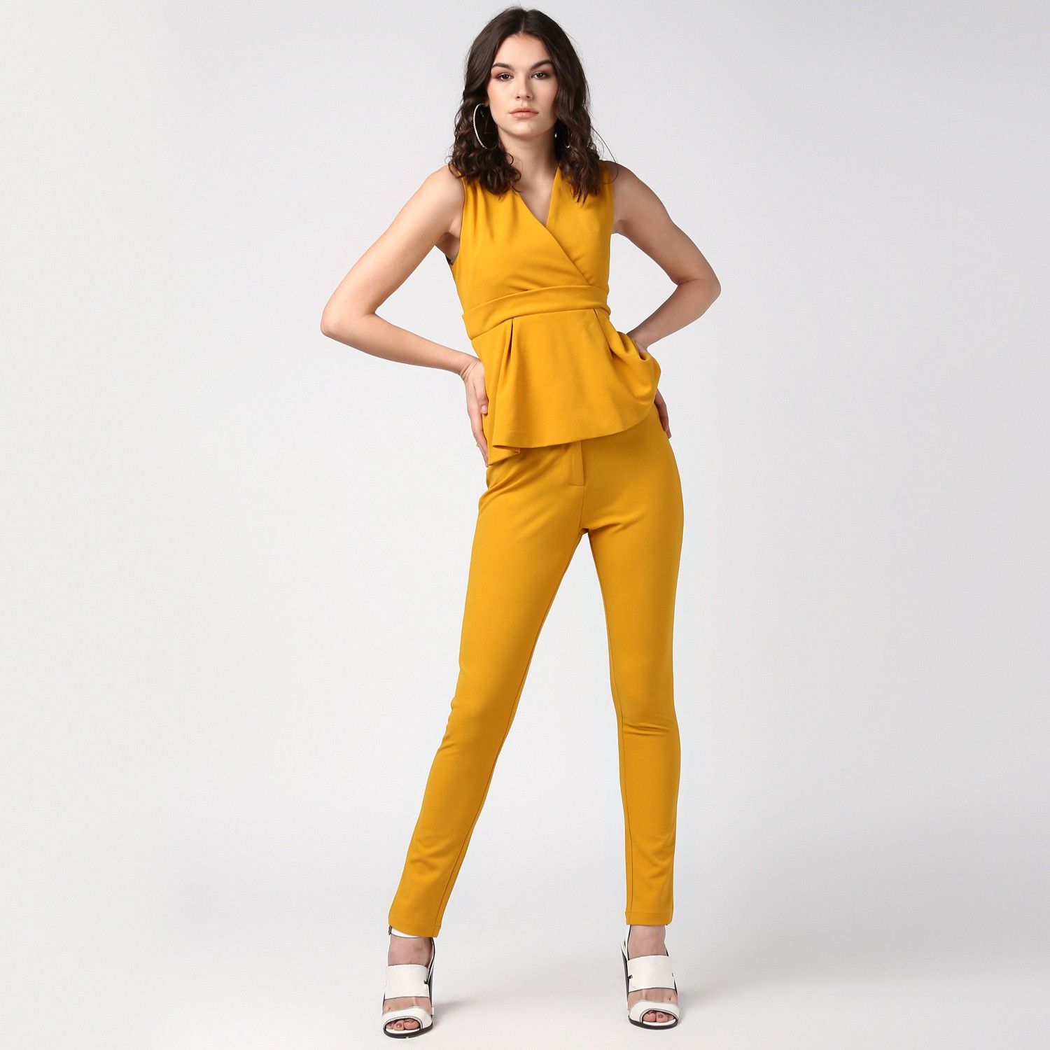 Women Regular Top & Pant Solid Suit